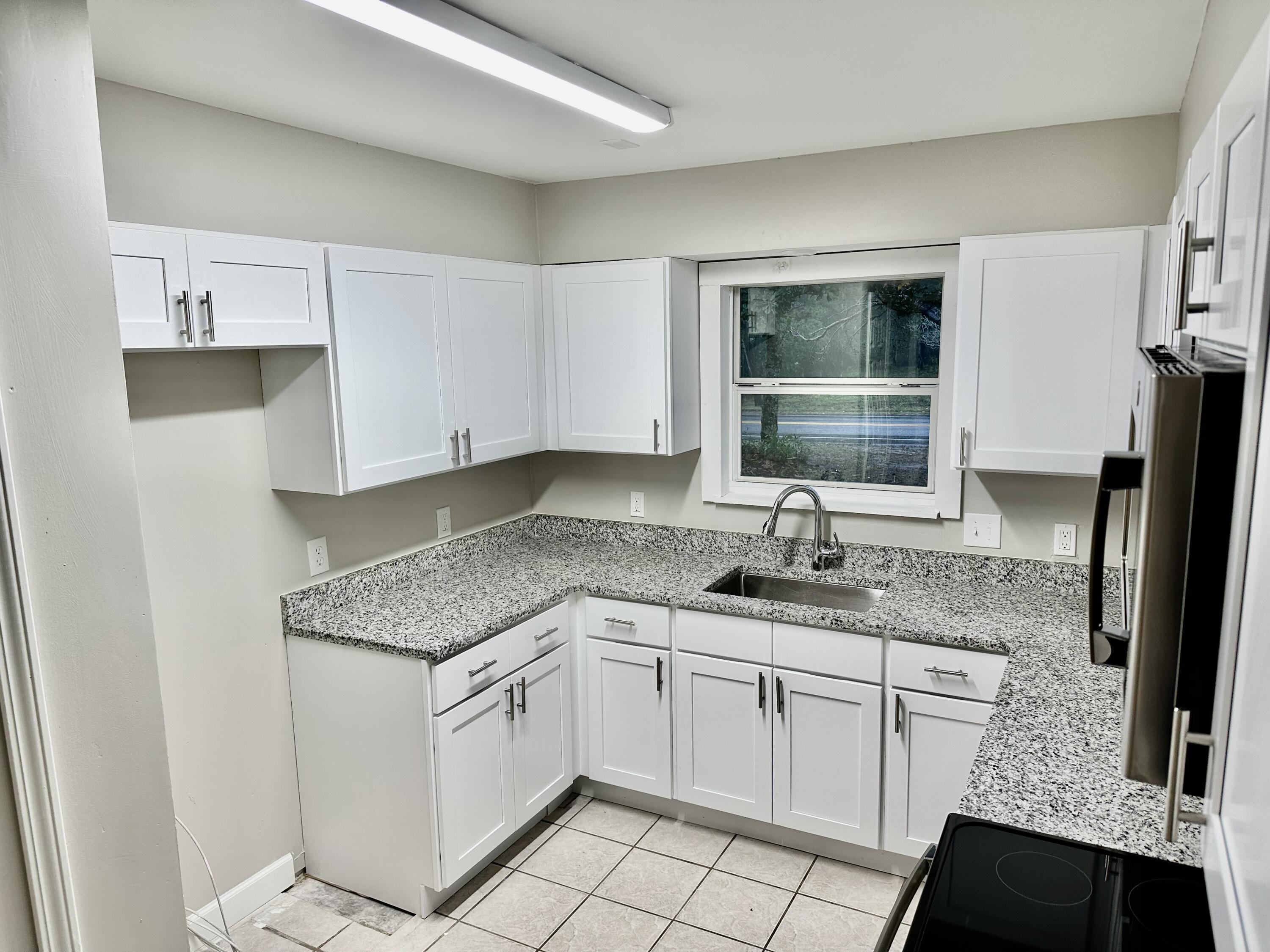 CALHOUN S/D TO DESTIN - Residential