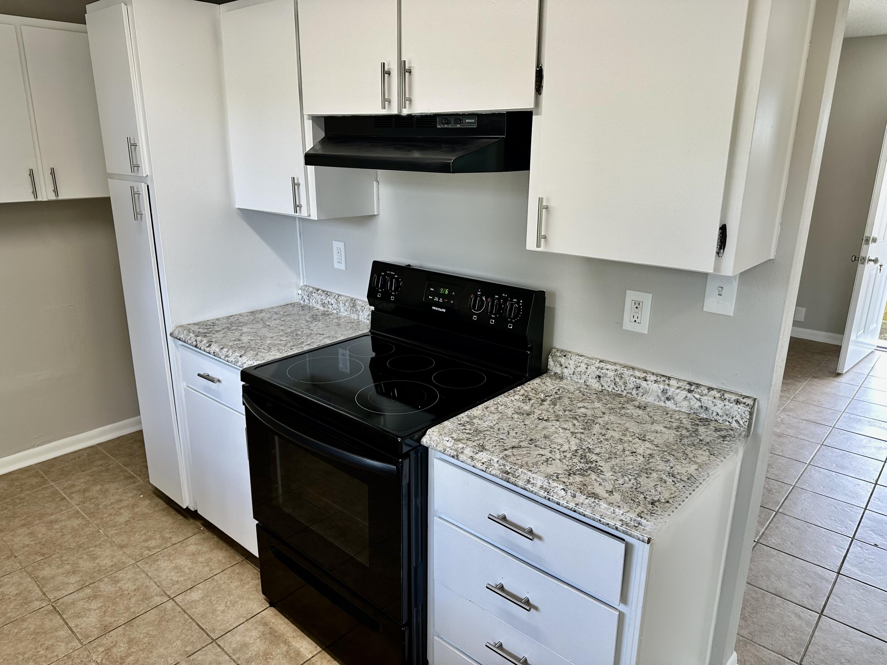 CALHOUN S/D TO DESTIN - Residential