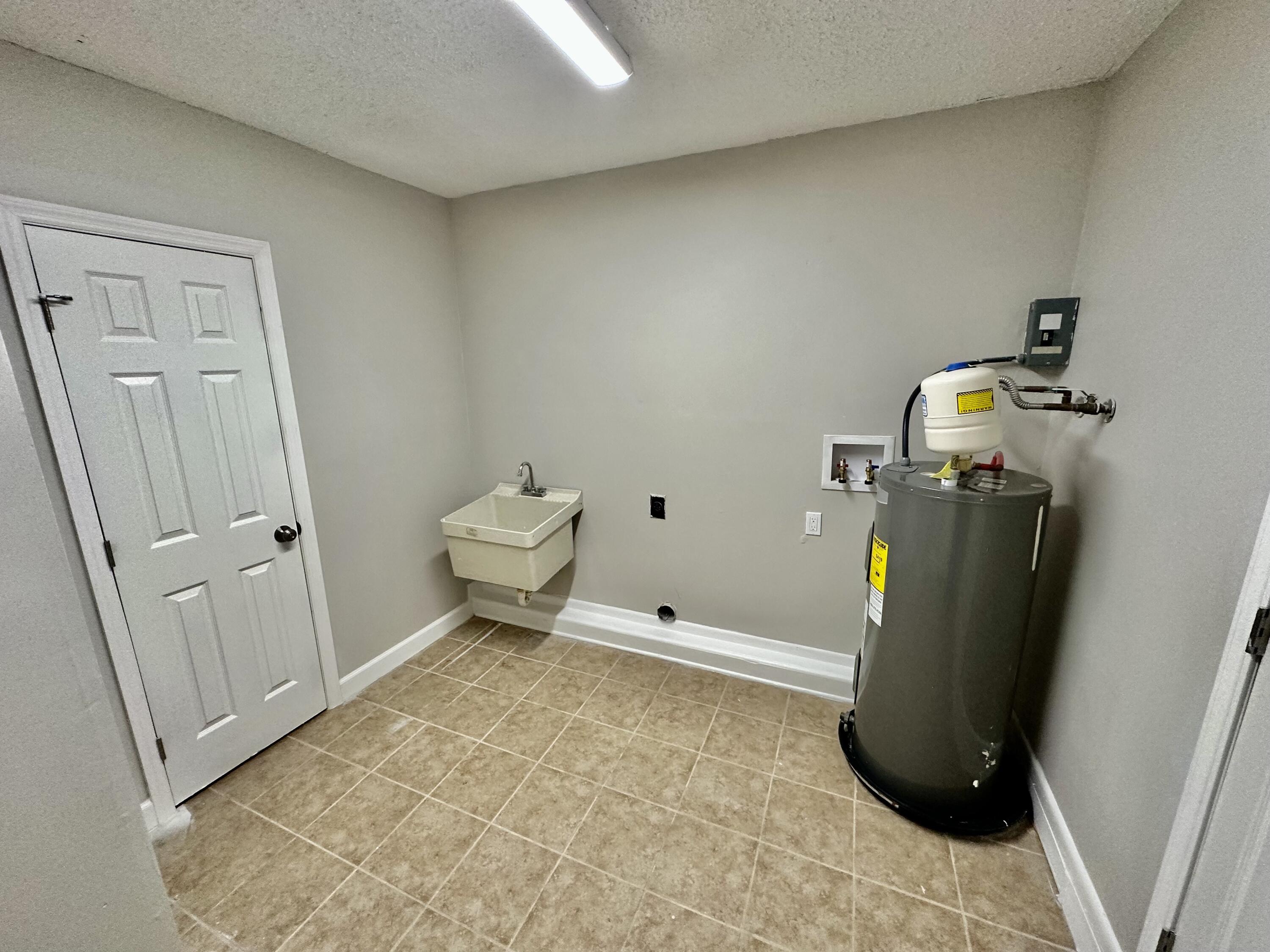 CALHOUN S/D TO DESTIN - Residential