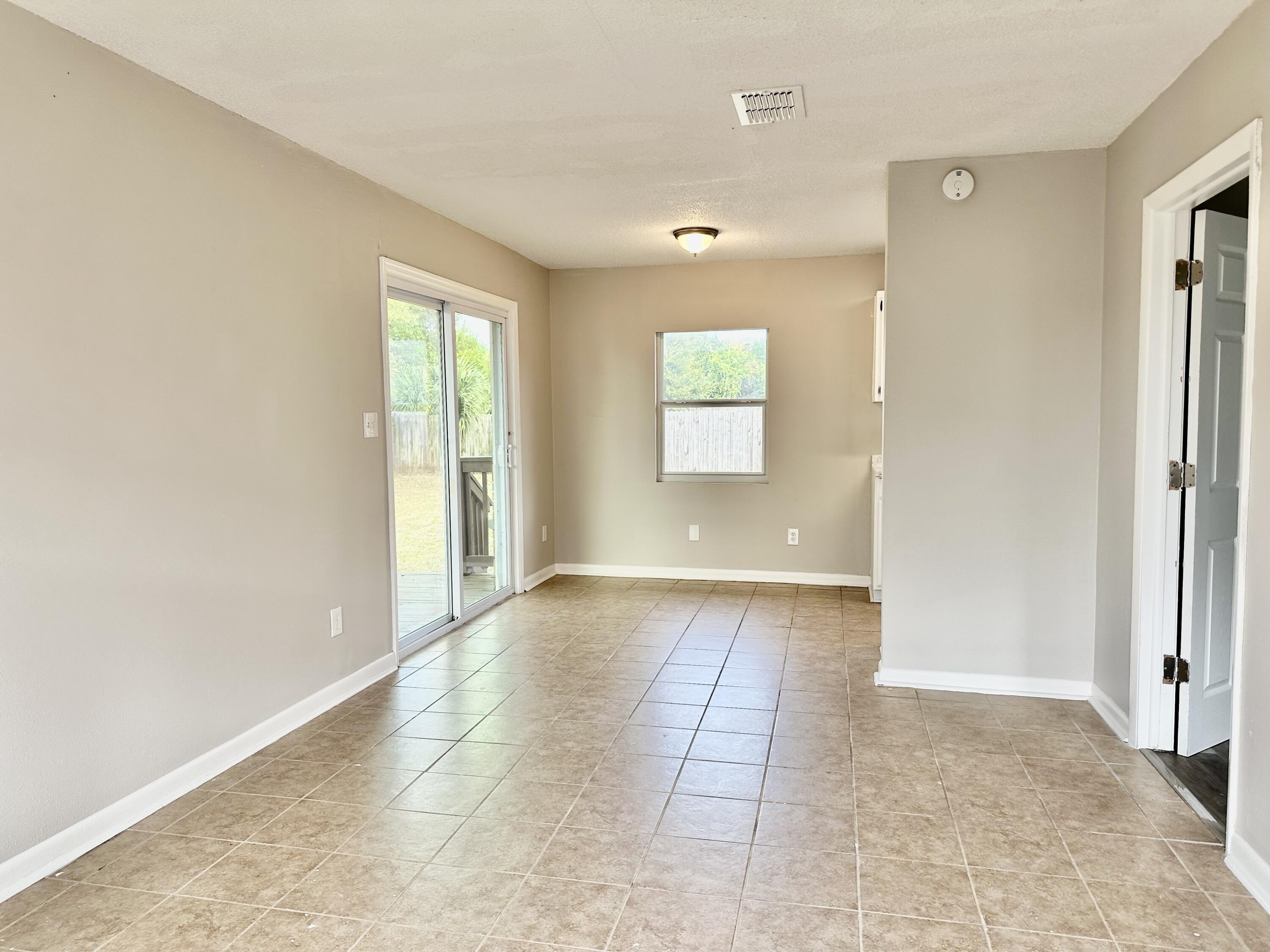 CALHOUN S/D TO DESTIN - Residential