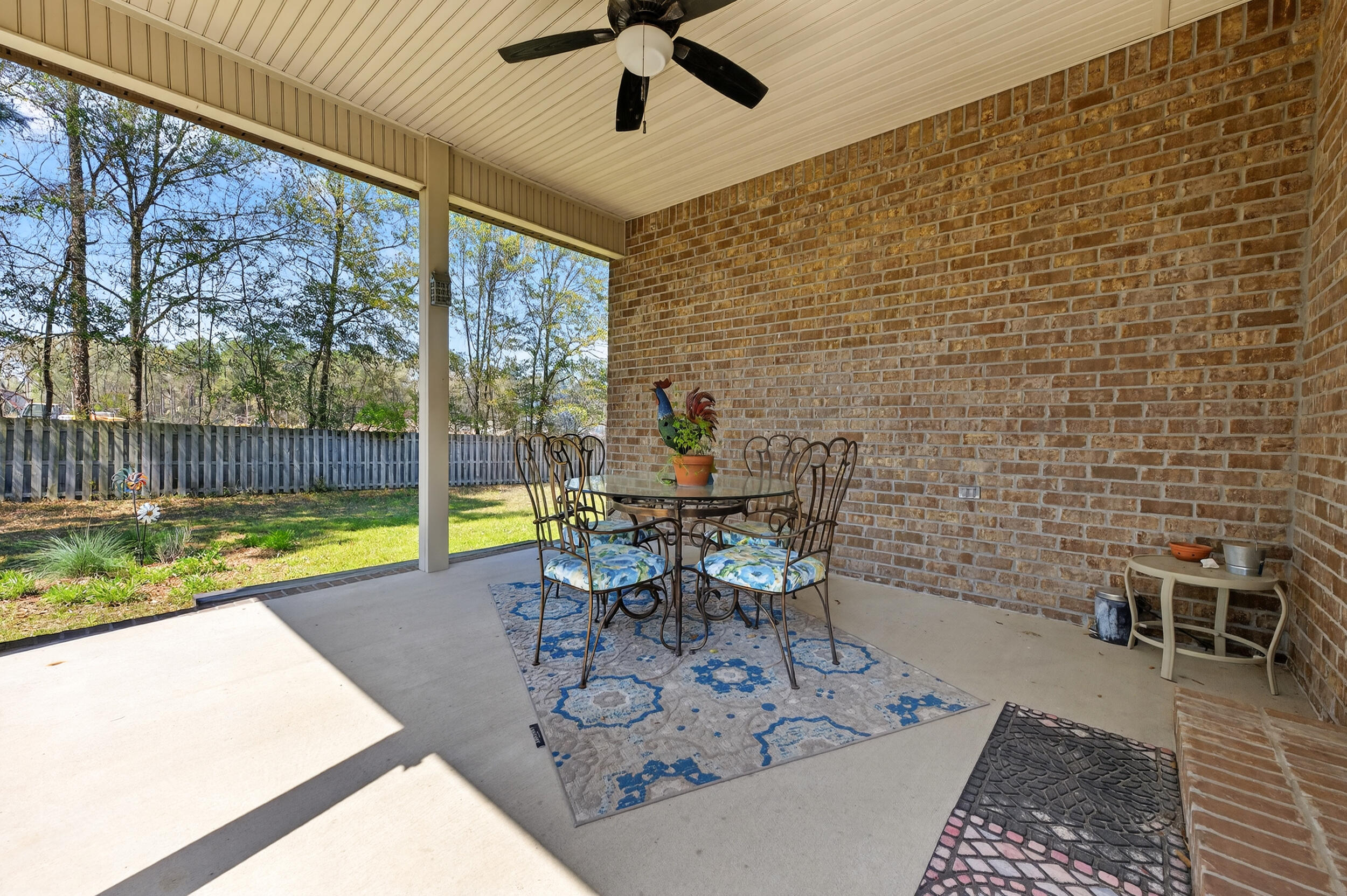 HIDDEN VALLEY - Residential