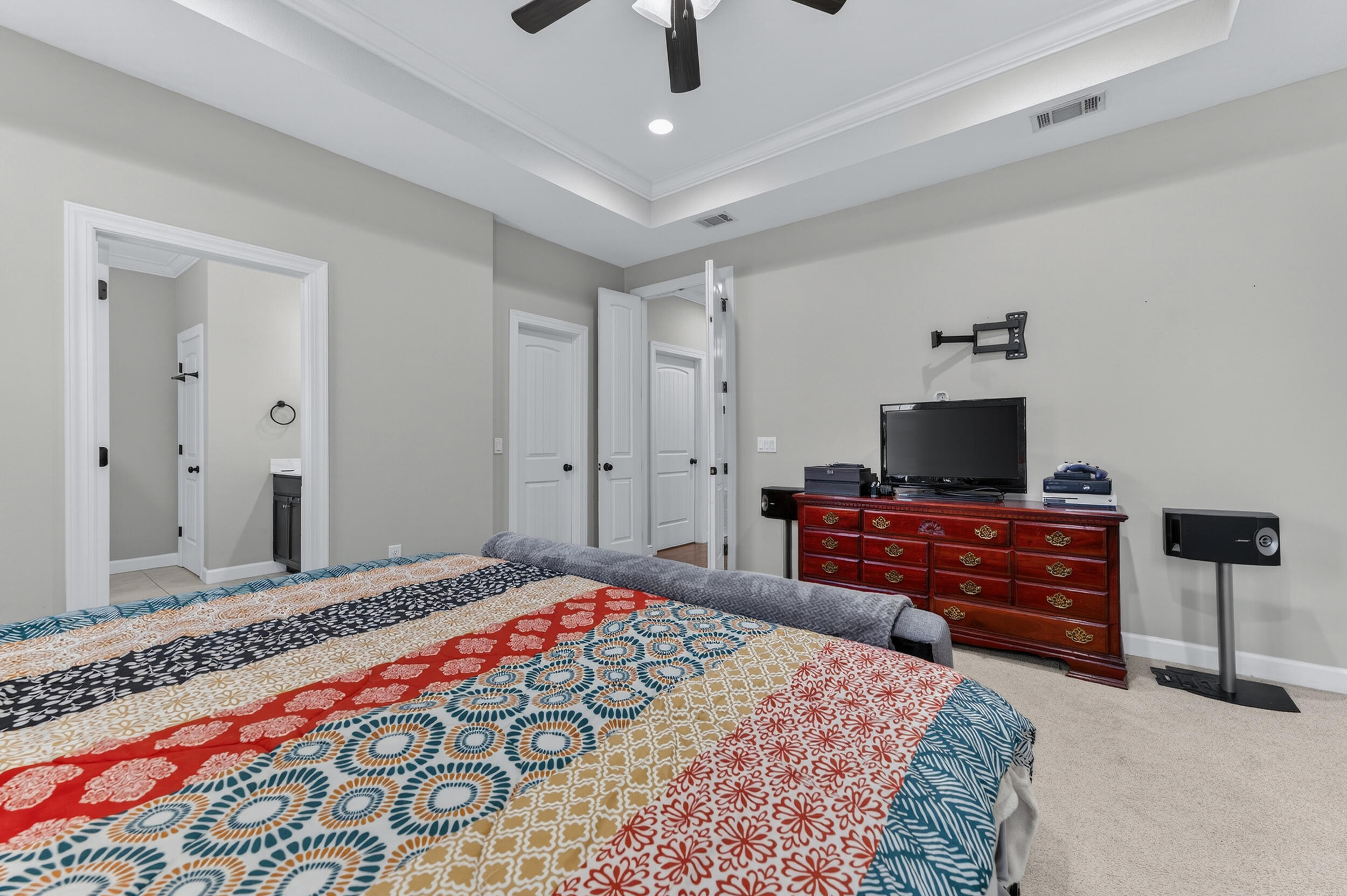 HIDDEN VALLEY - Residential