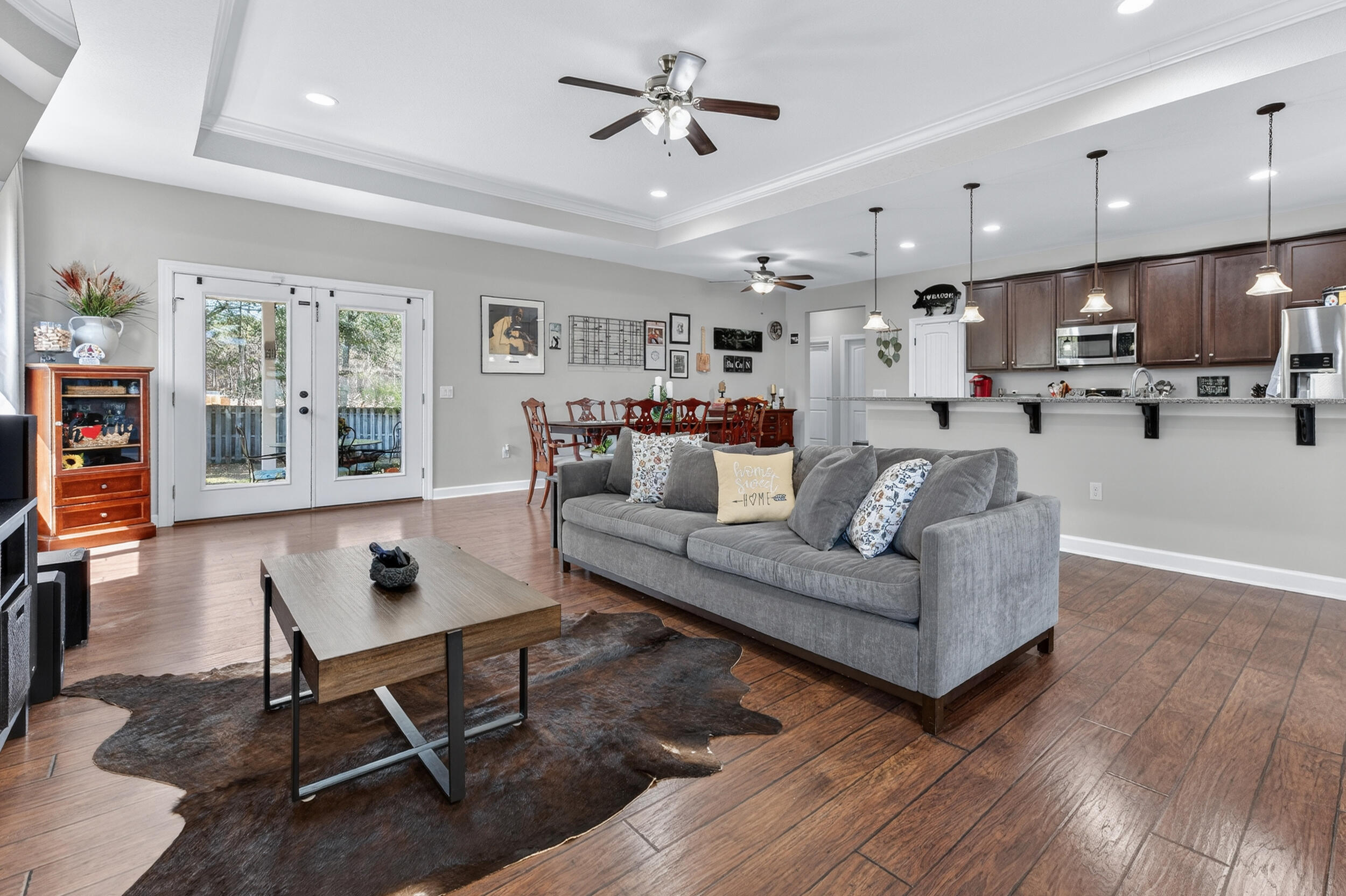 HIDDEN VALLEY - Residential