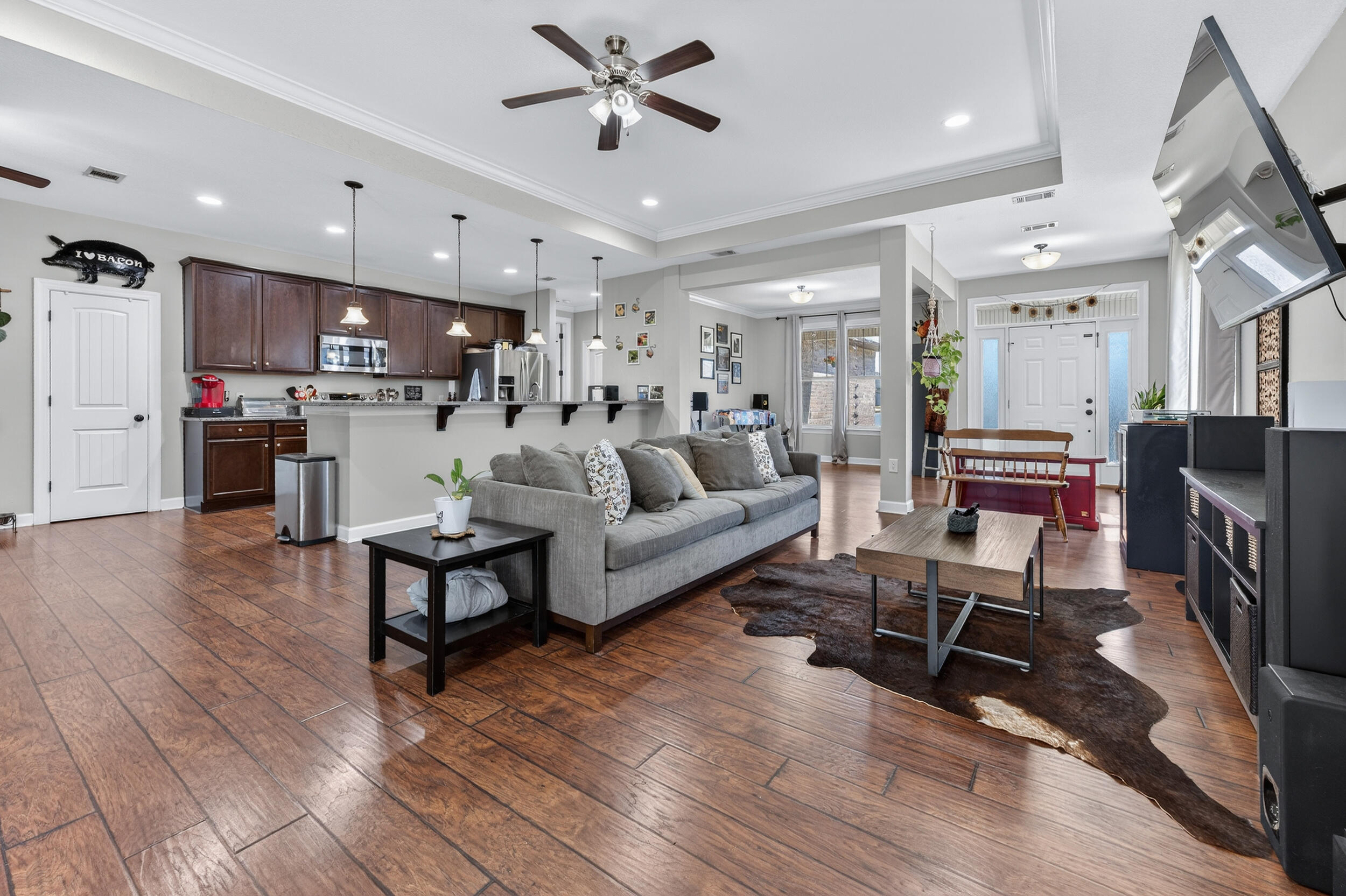 HIDDEN VALLEY - Residential