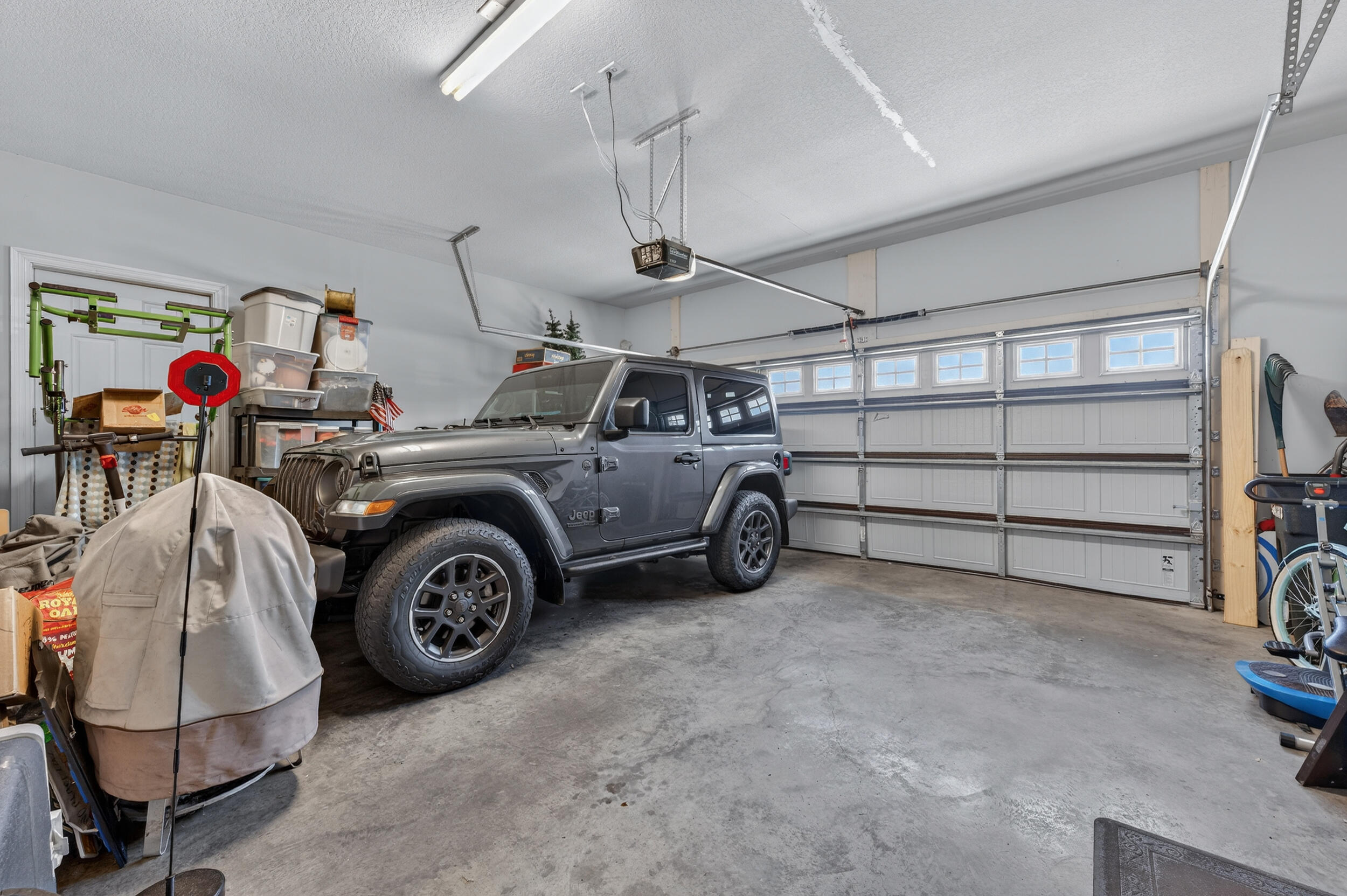 HIDDEN VALLEY - Residential