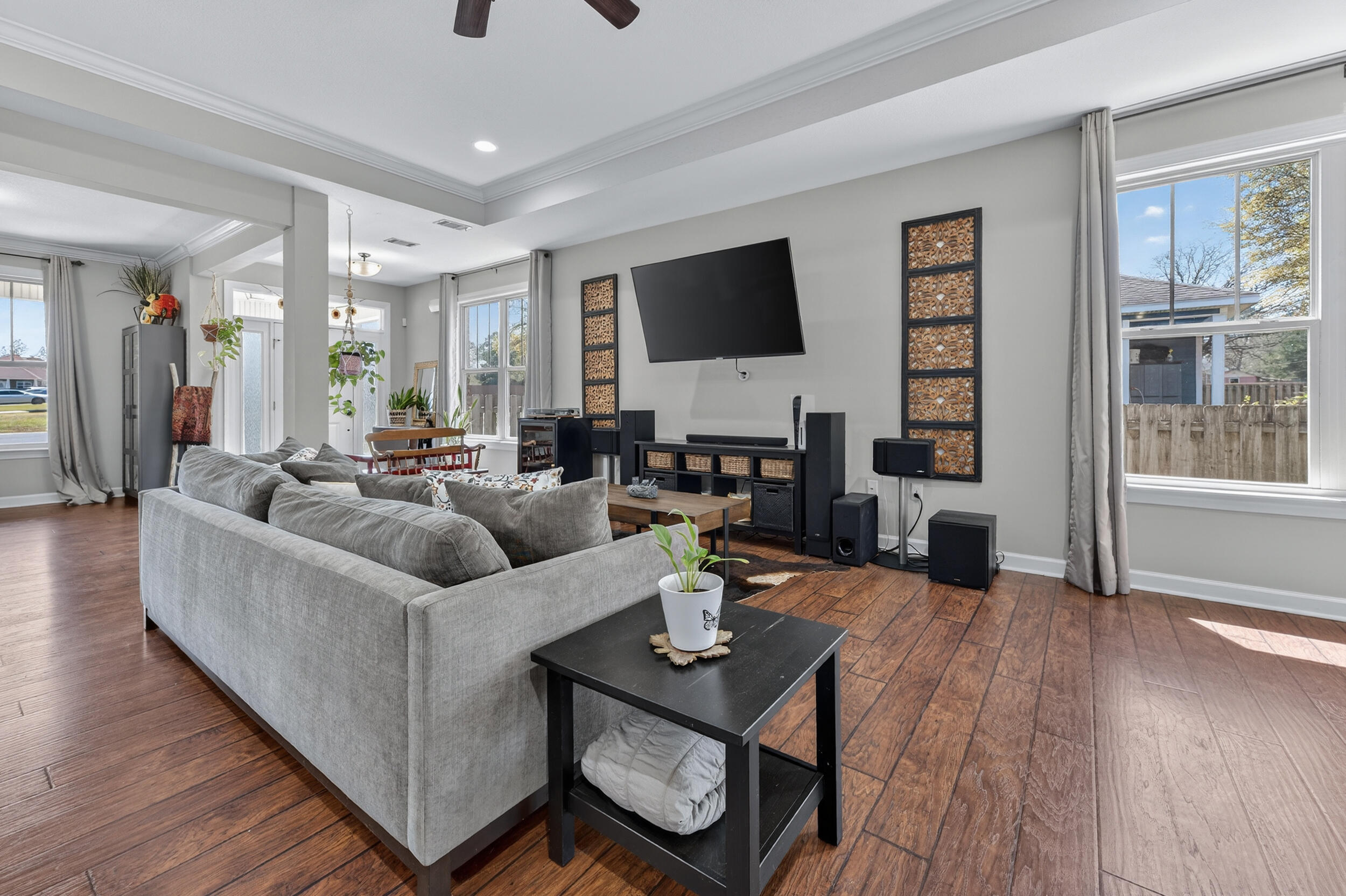 HIDDEN VALLEY - Residential