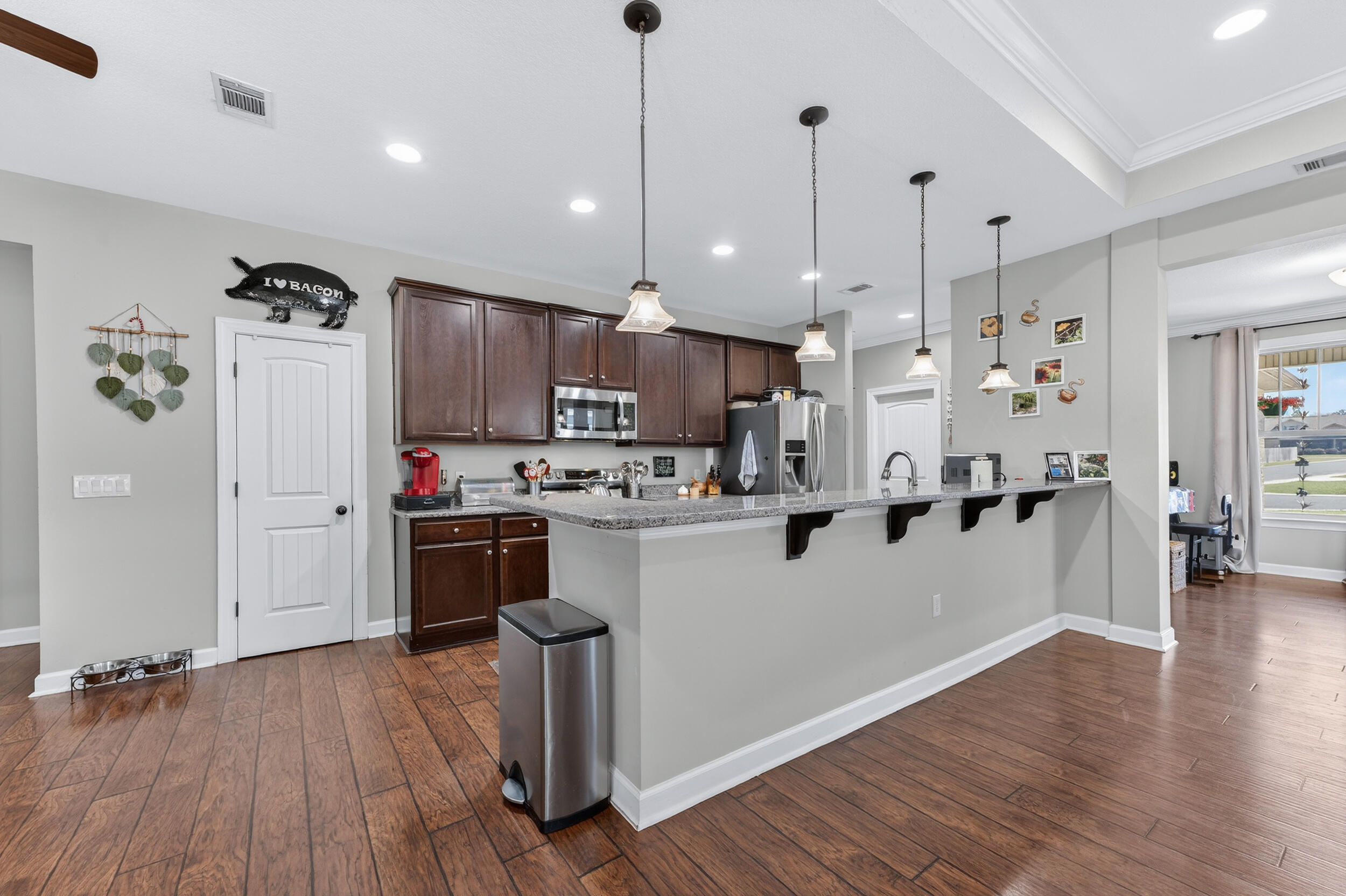 HIDDEN VALLEY - Residential