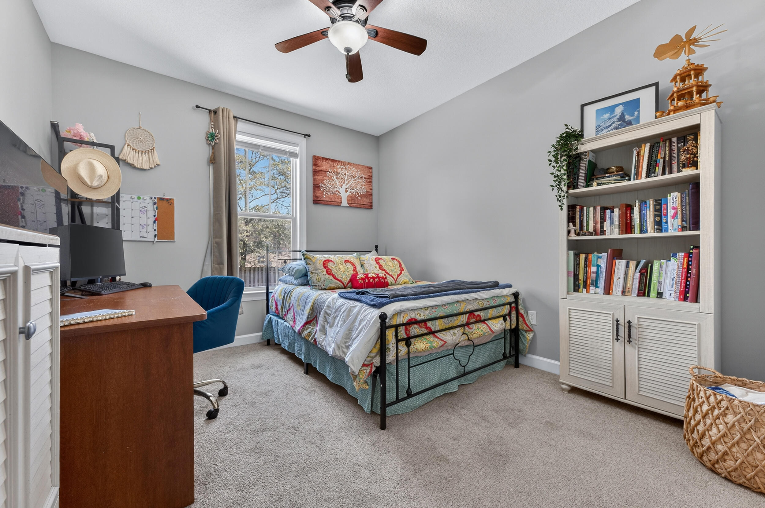 HIDDEN VALLEY - Residential