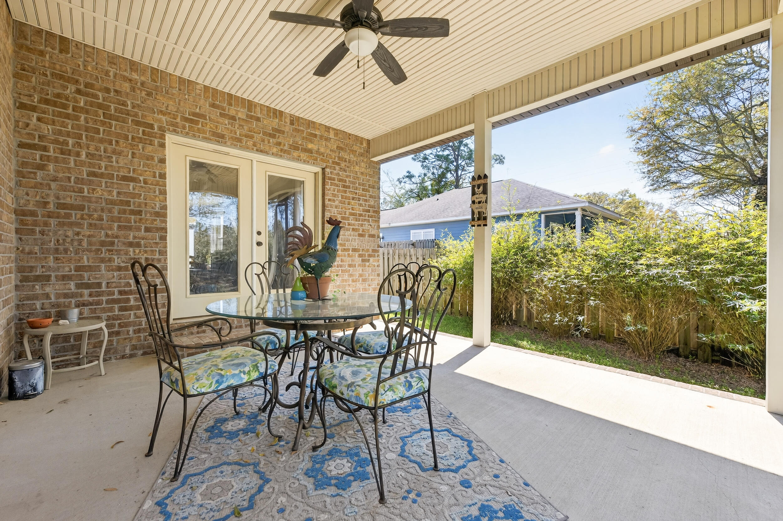 HIDDEN VALLEY - Residential