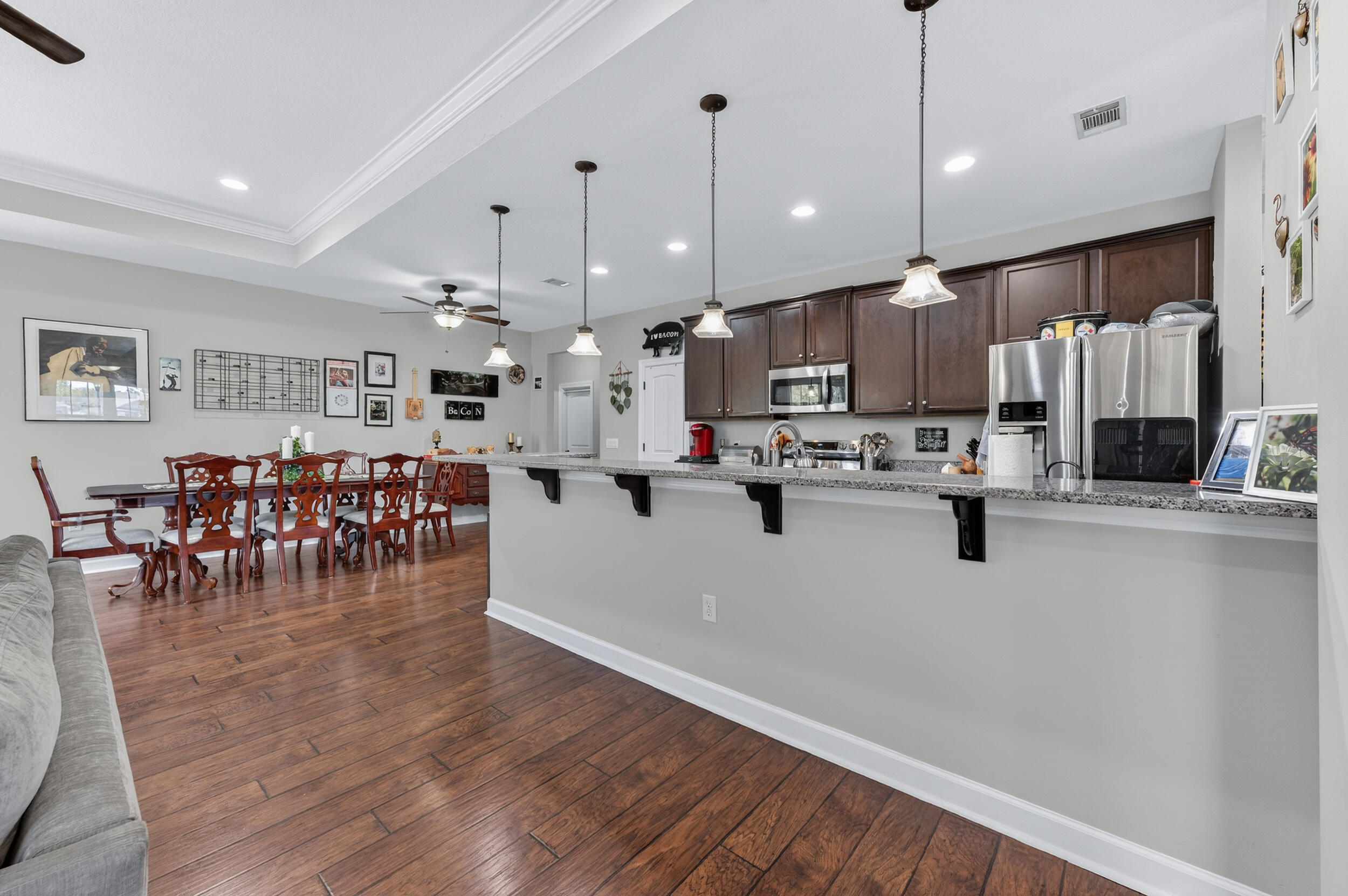 HIDDEN VALLEY - Residential