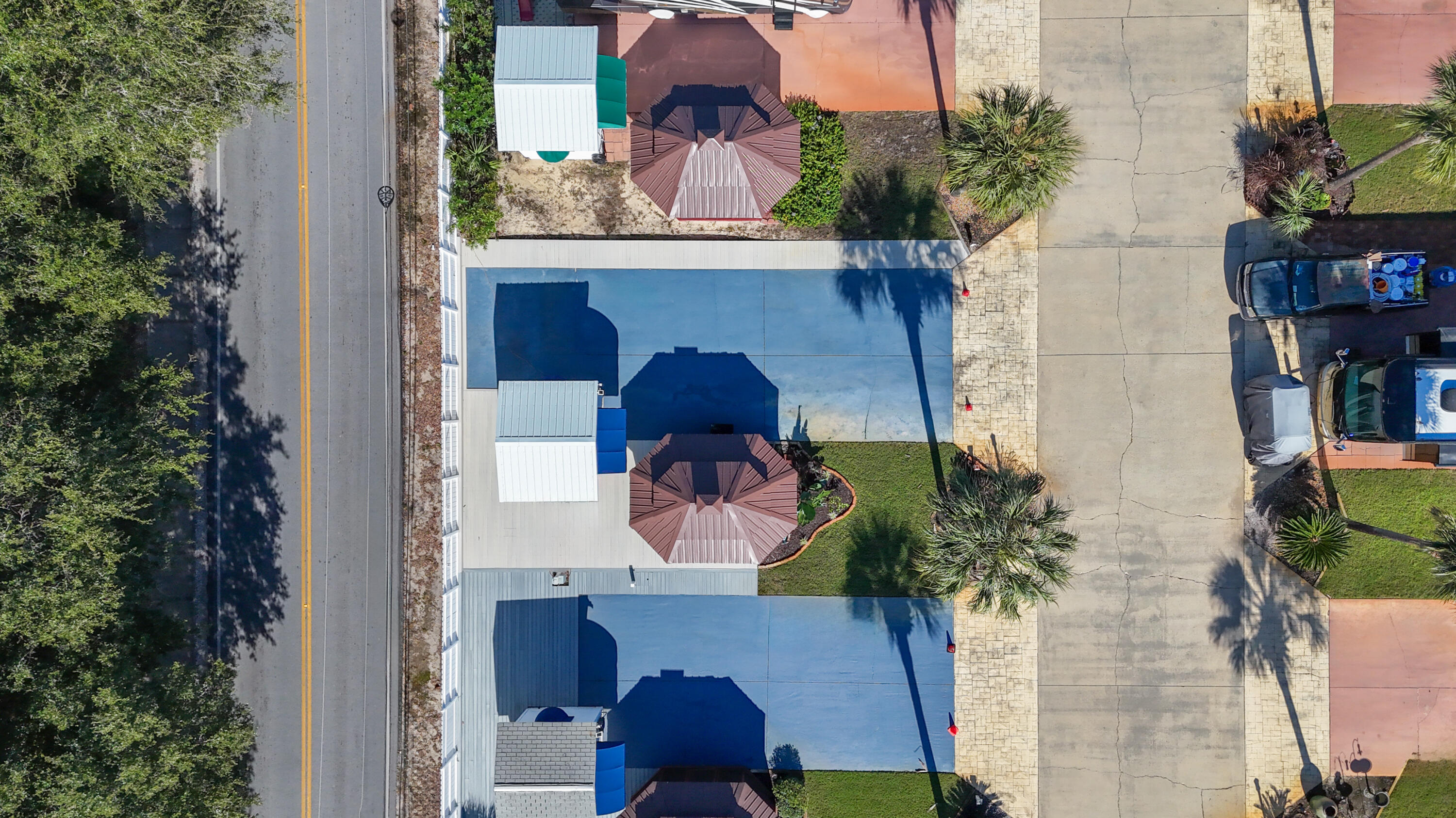 OCEANSIDE - Land