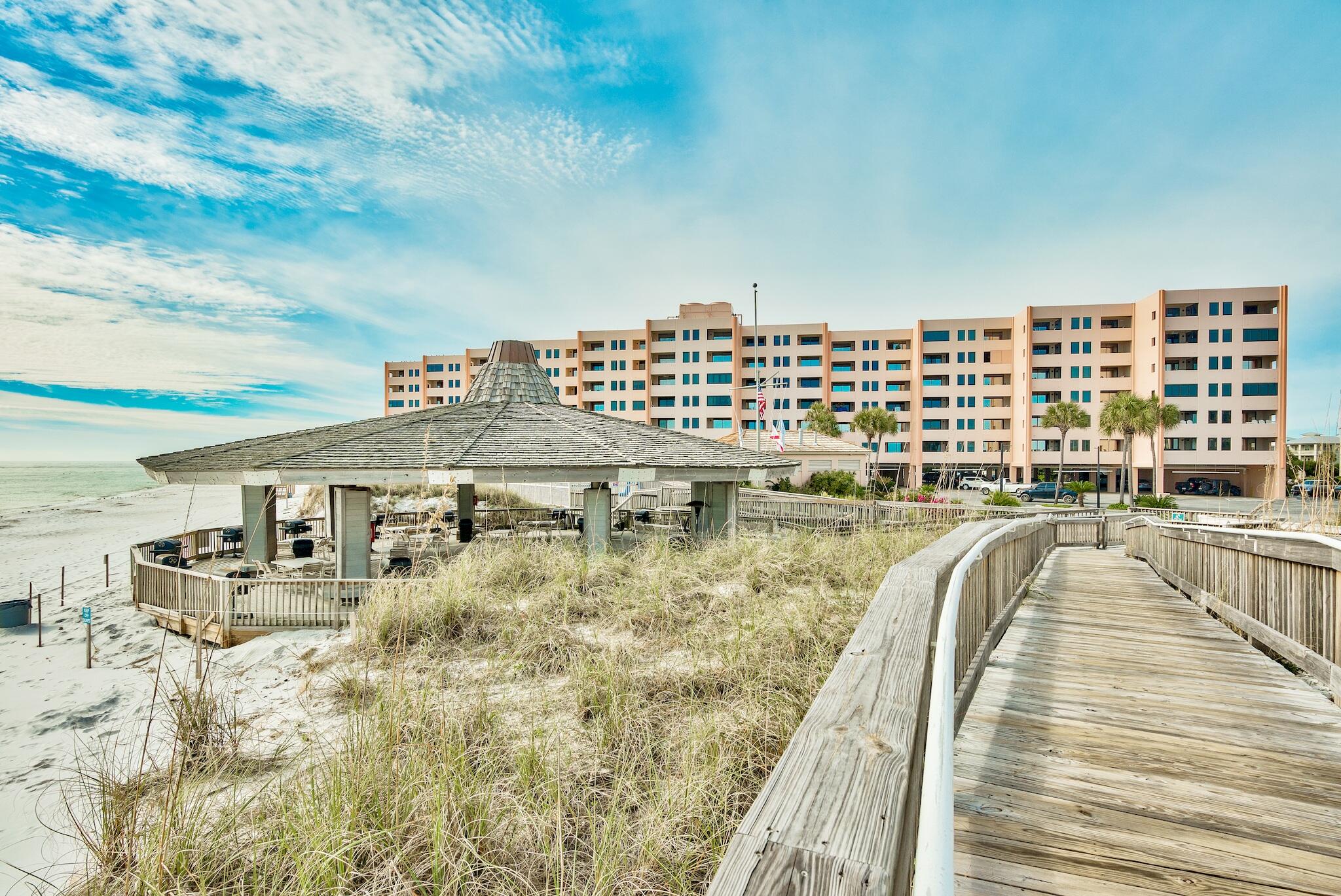 Jetty East Condominium - Residential