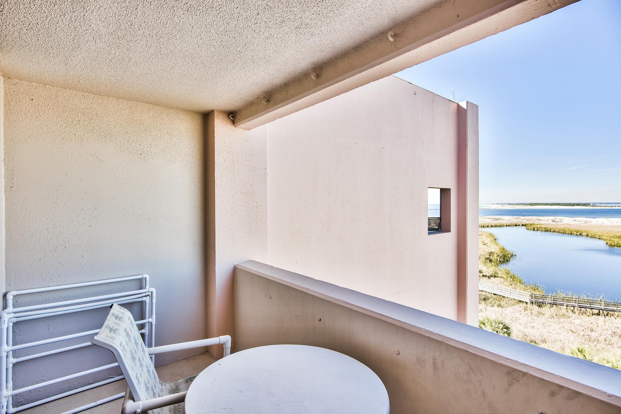 Jetty East Condominium - Residential