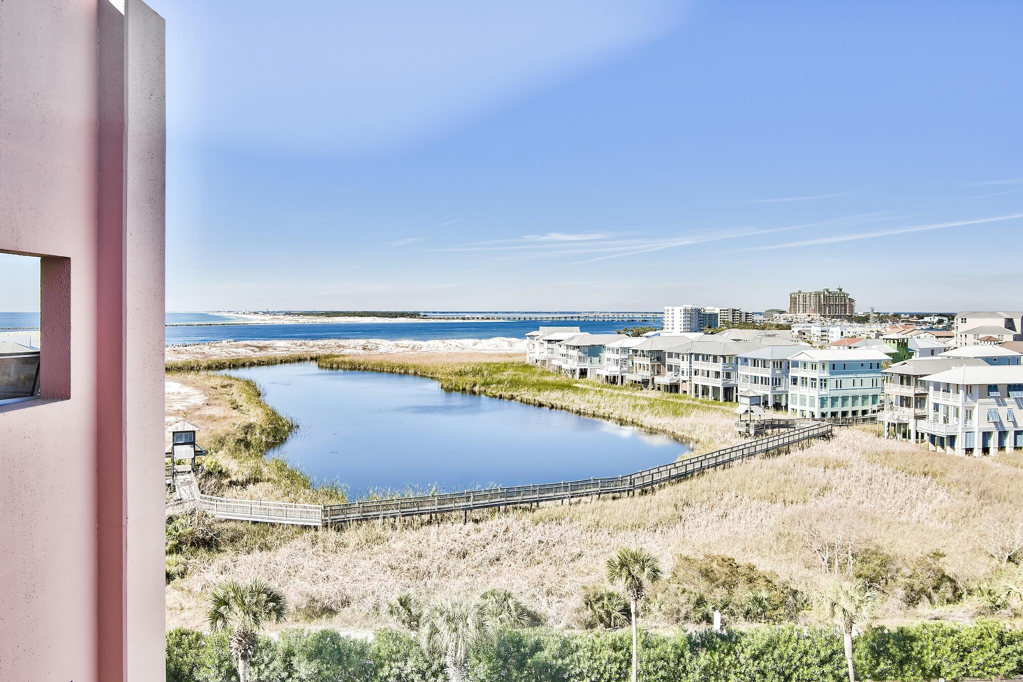 Jetty East Condominium - Residential