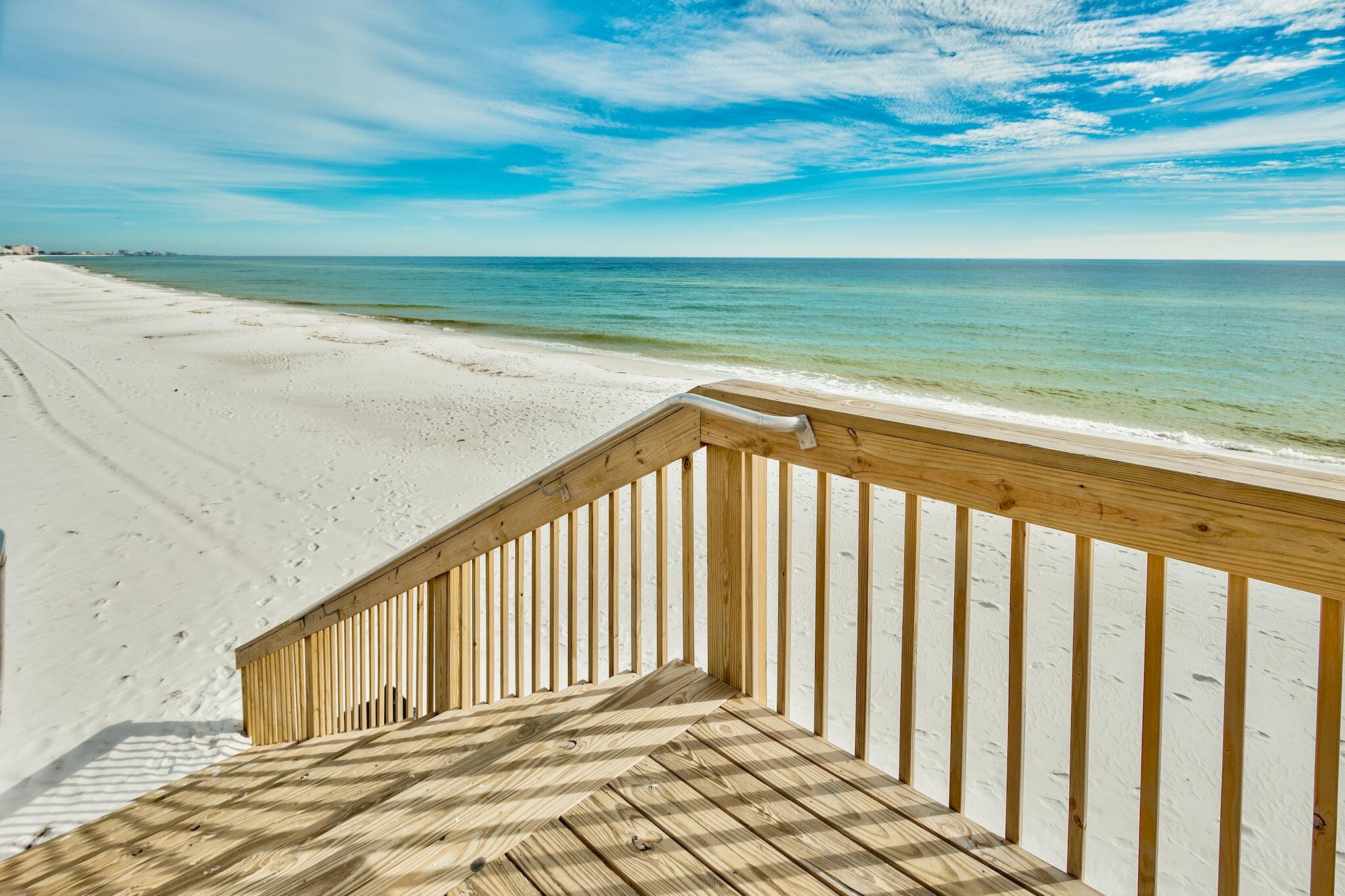 Jetty East Condominium - Residential