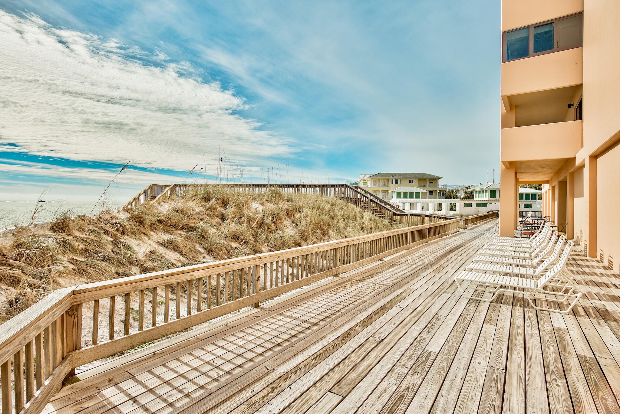 Jetty East Condominium - Residential