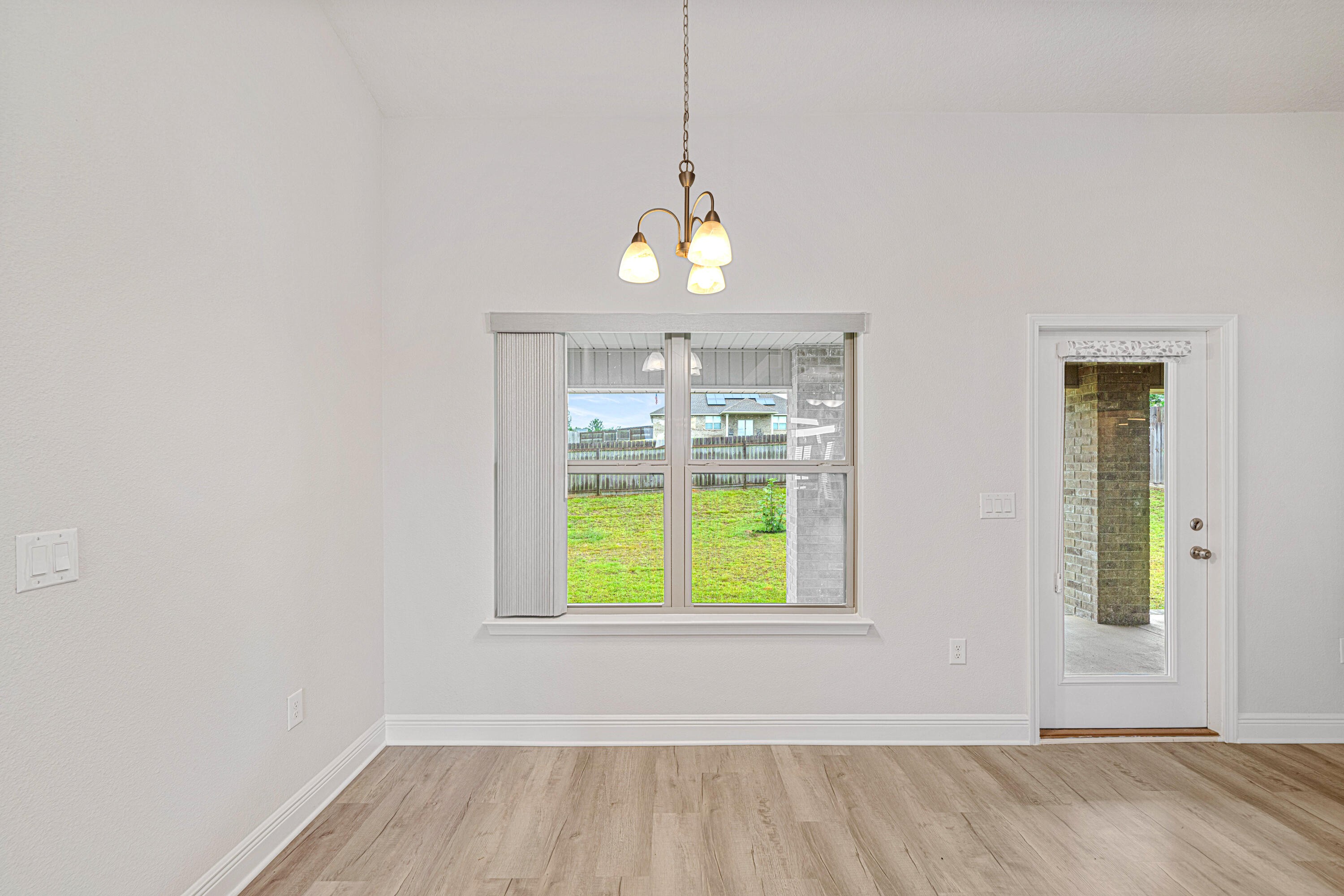 CHARLESTON PLACE - Residential