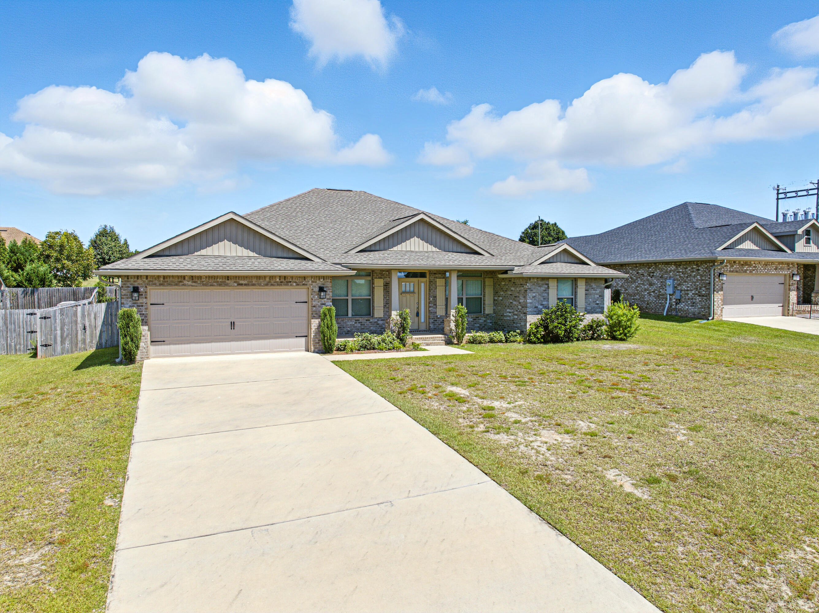 CHARLESTON PLACE - Residential