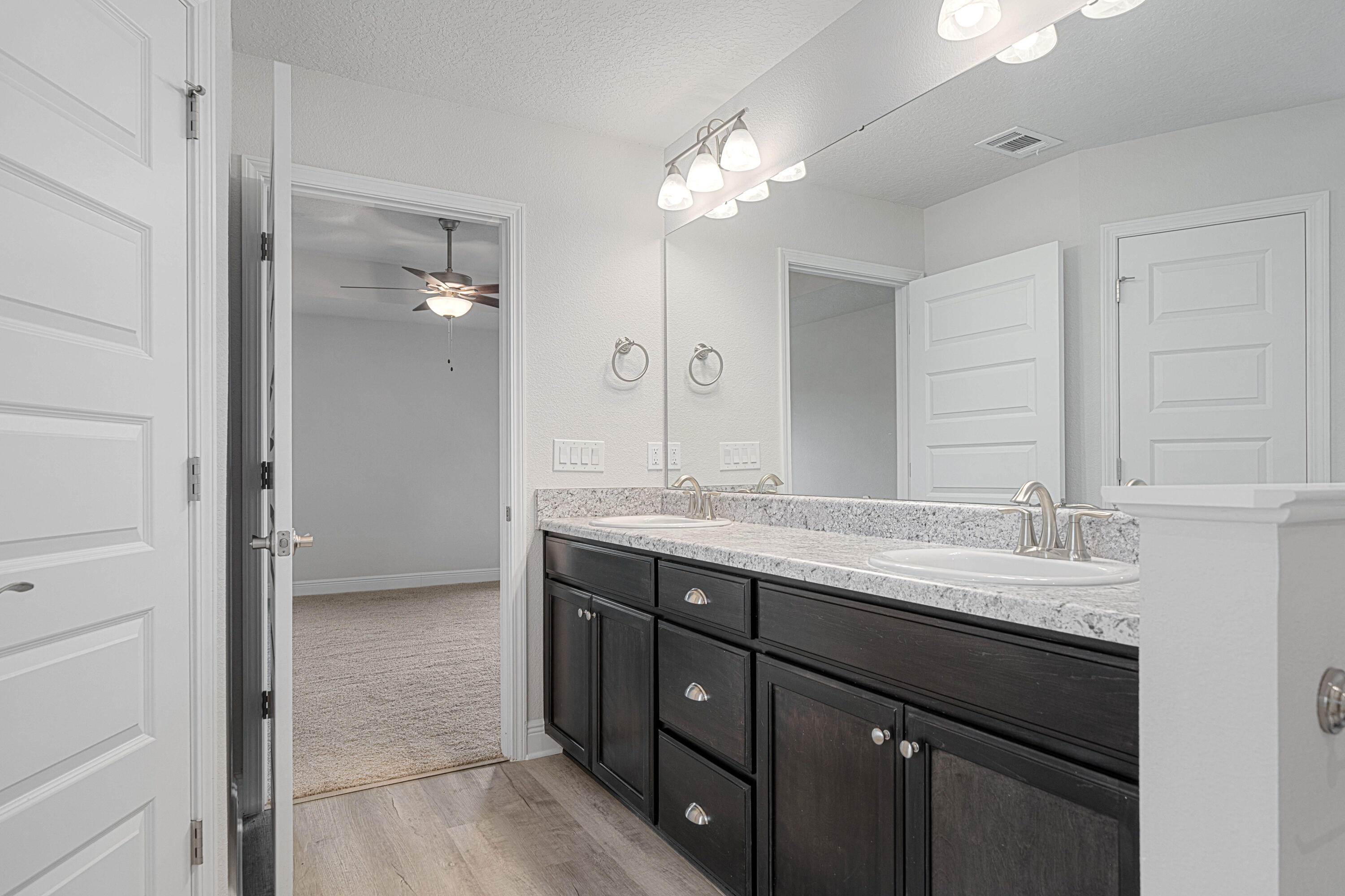 CHARLESTON PLACE - Residential