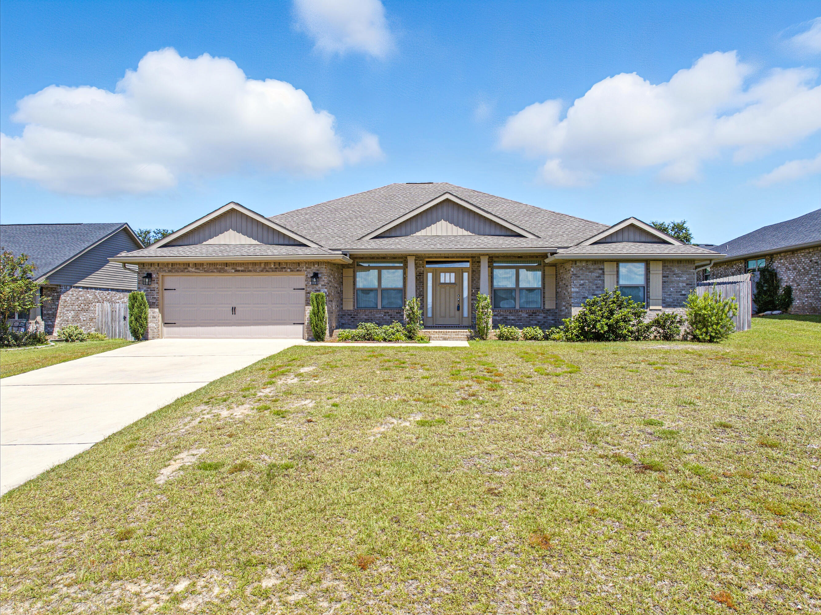 CHARLESTON PLACE - Residential