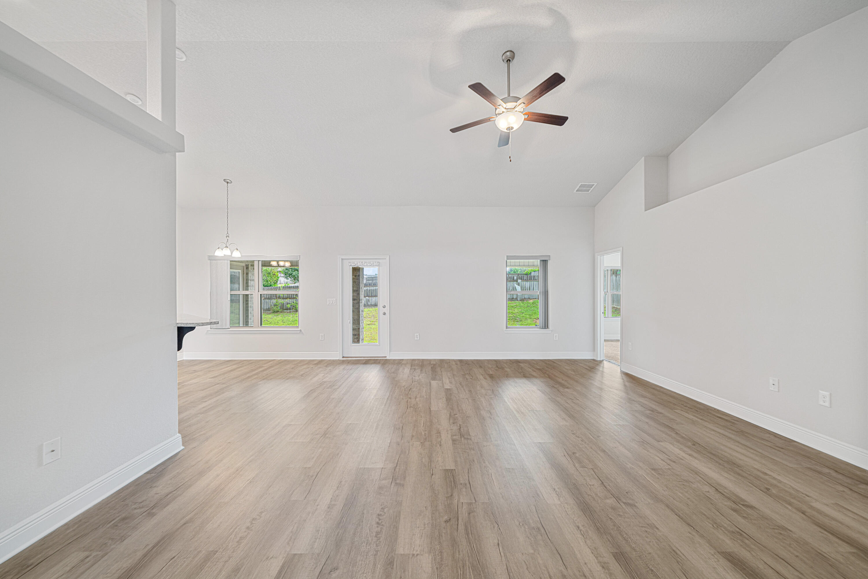 CHARLESTON PLACE - Residential