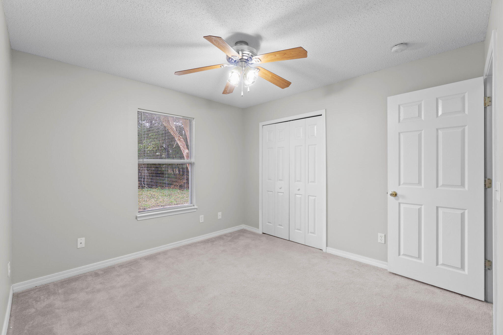 COUNTRYVIEW ESTATES 10TH ADDN - Residential Lease