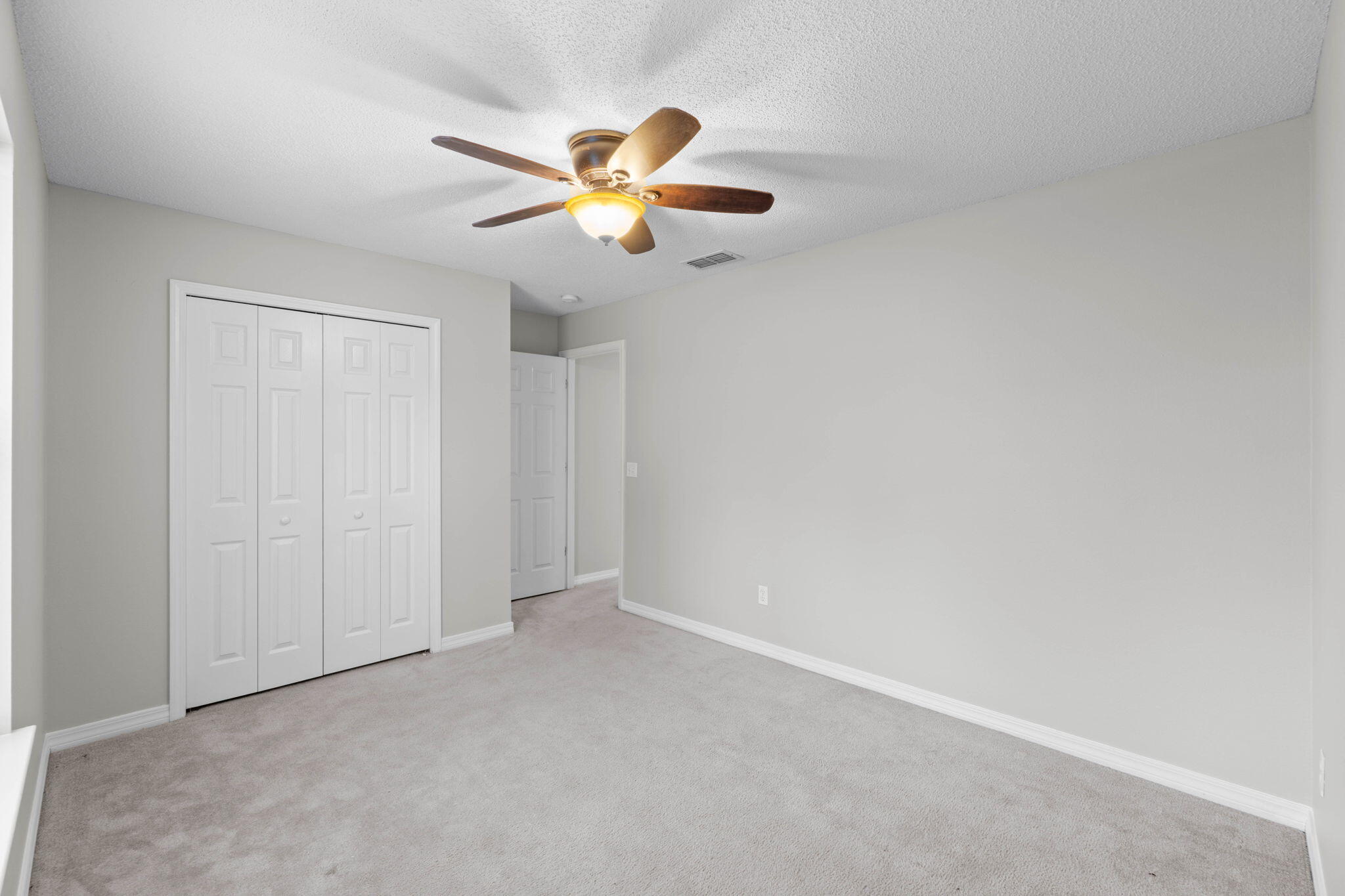 COUNTRYVIEW ESTATES 10TH ADDN - Residential Lease