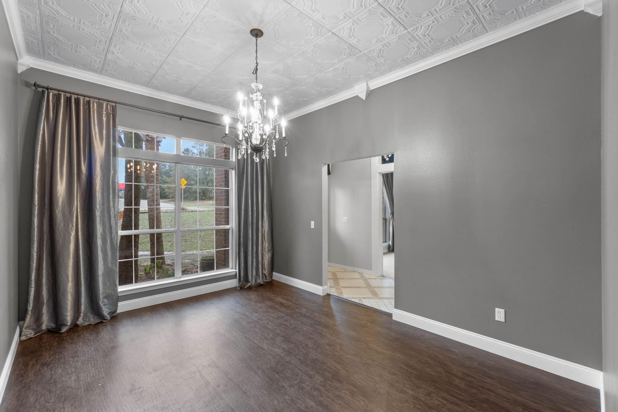 COUNTRYVIEW ESTATES 10TH ADDN - Residential Lease