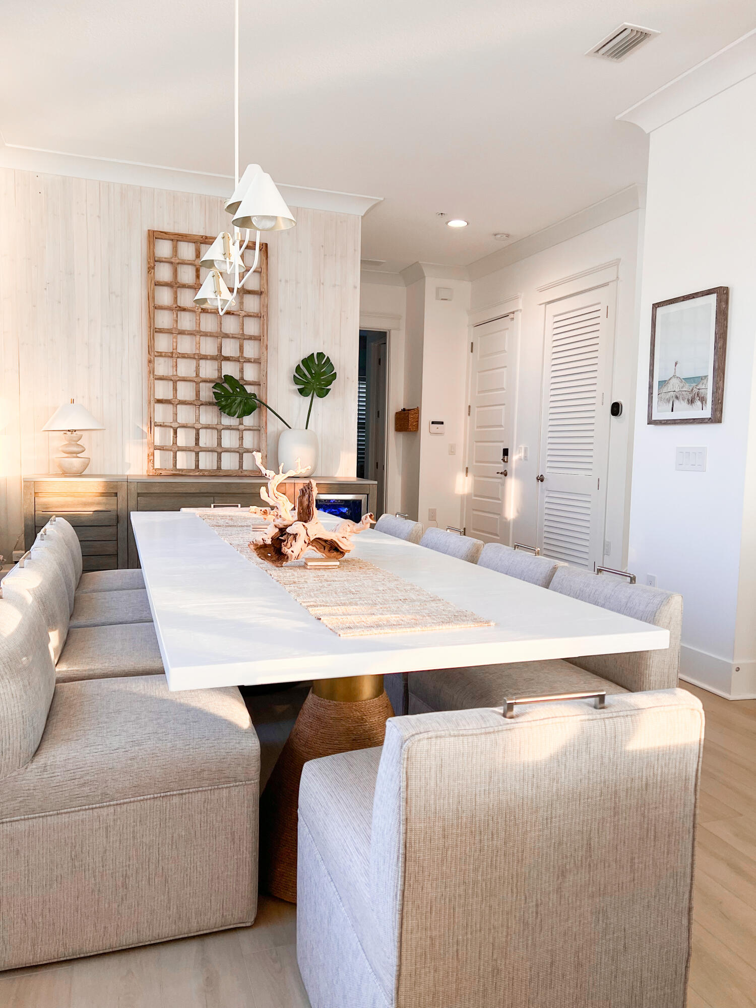 BY THE SEA - Residential