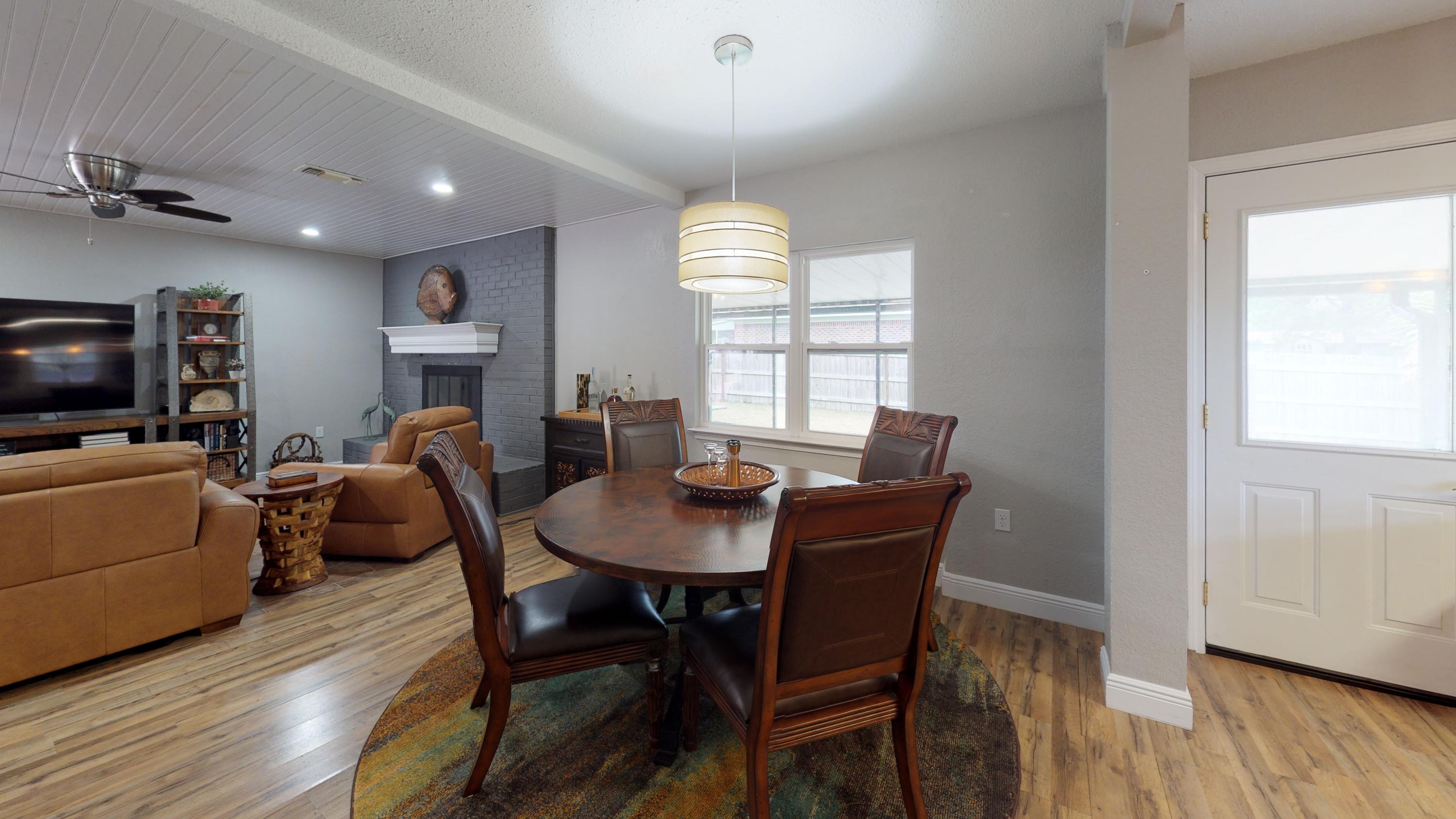 PALM,PINEWD,PARADISE (222211.00) - Residential