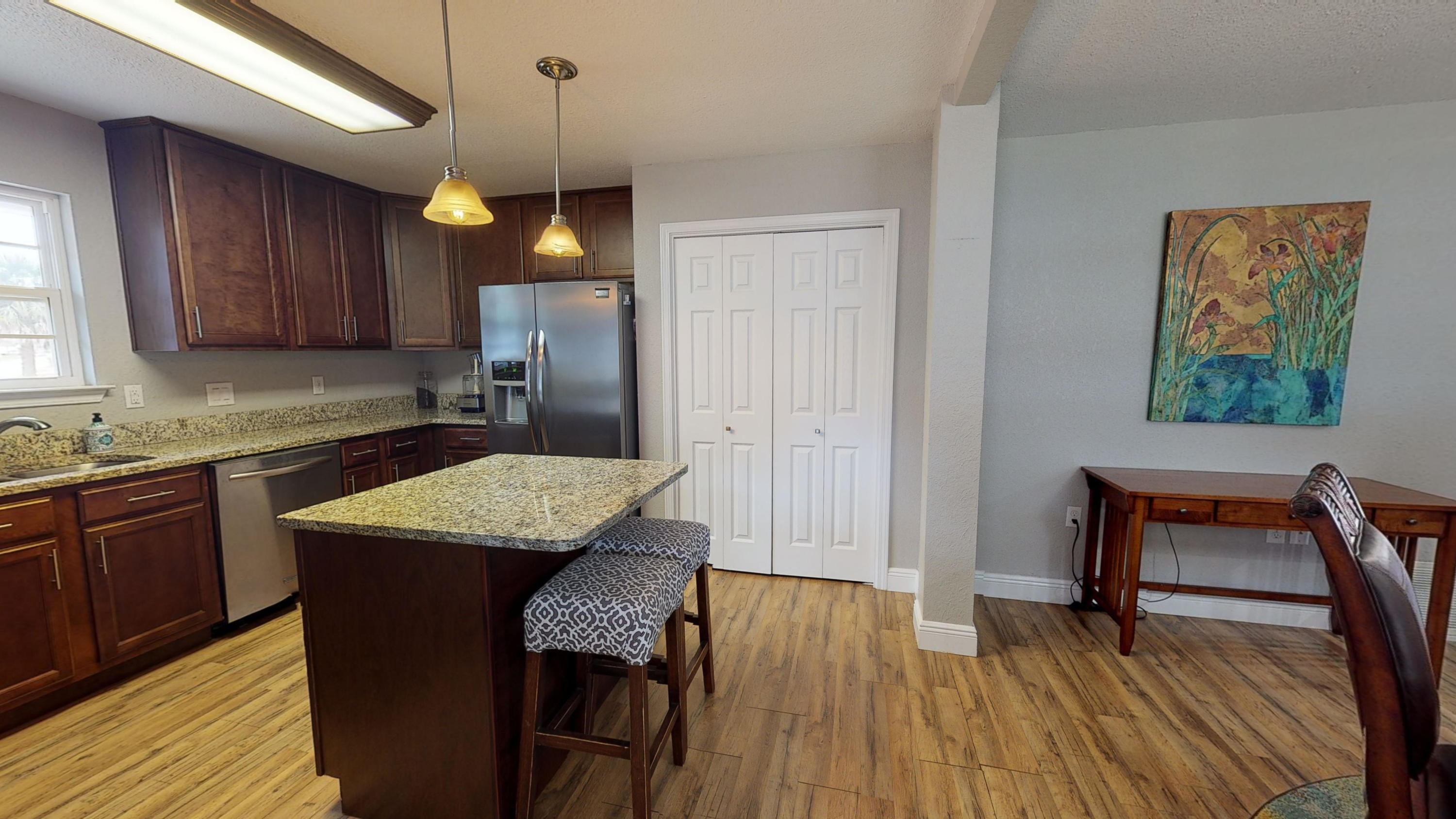 PALM,PINEWD,PARADISE (222211.00) - Residential