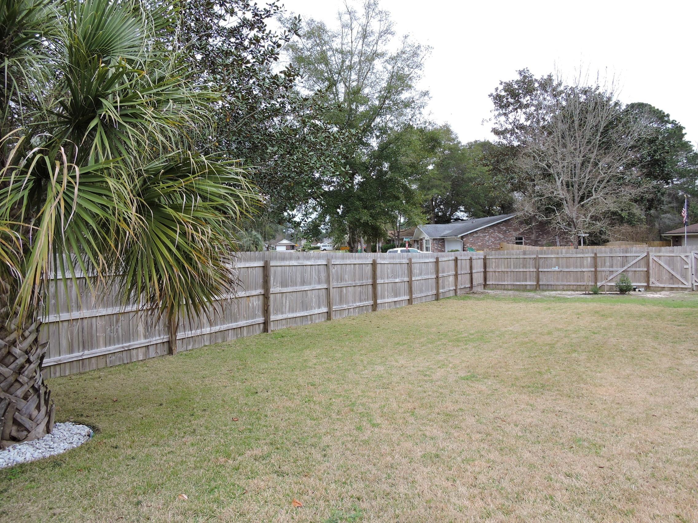 PALM,PINEWD,PARADISE (222211.00) - Residential