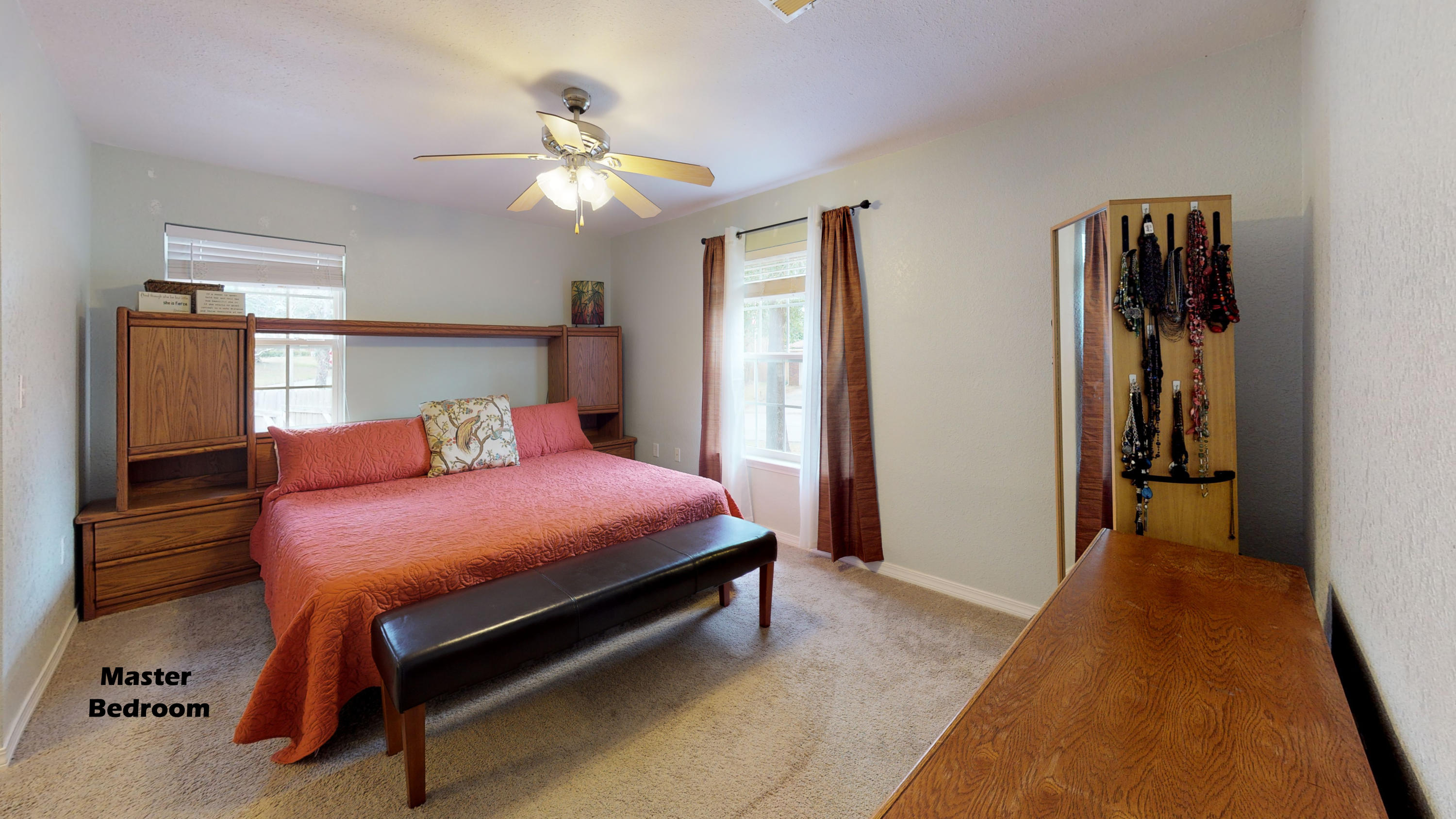 PALM,PINEWD,PARADISE (222211.00) - Residential