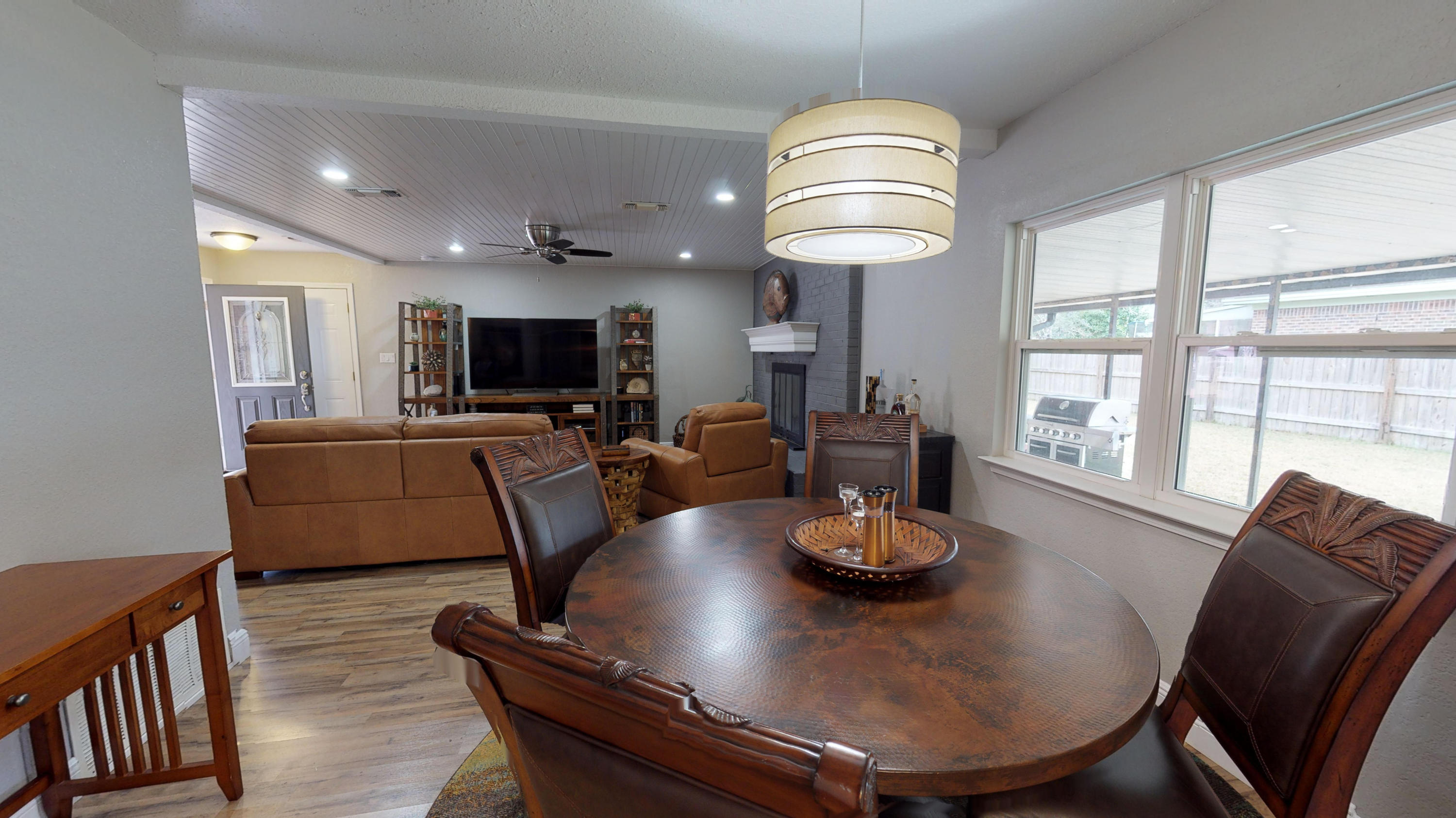 PALM,PINEWD,PARADISE (222211.00) - Residential