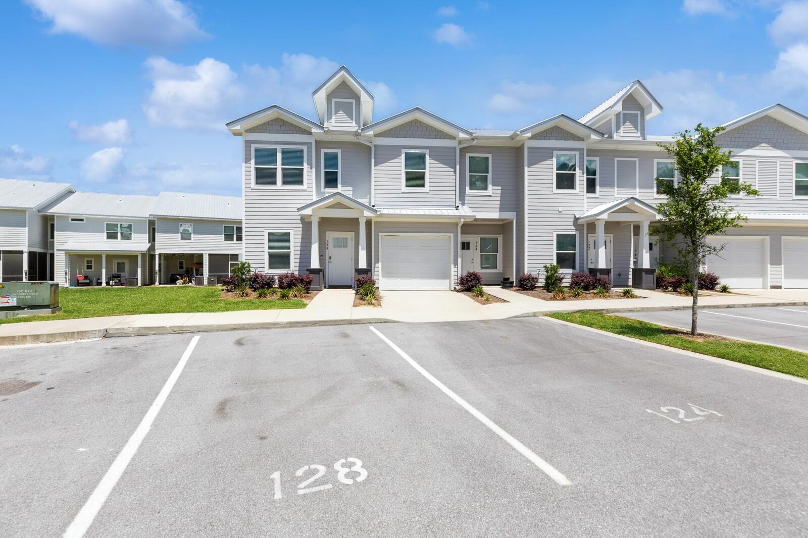 VERANDAS OF FREEPORT, THE - Residential