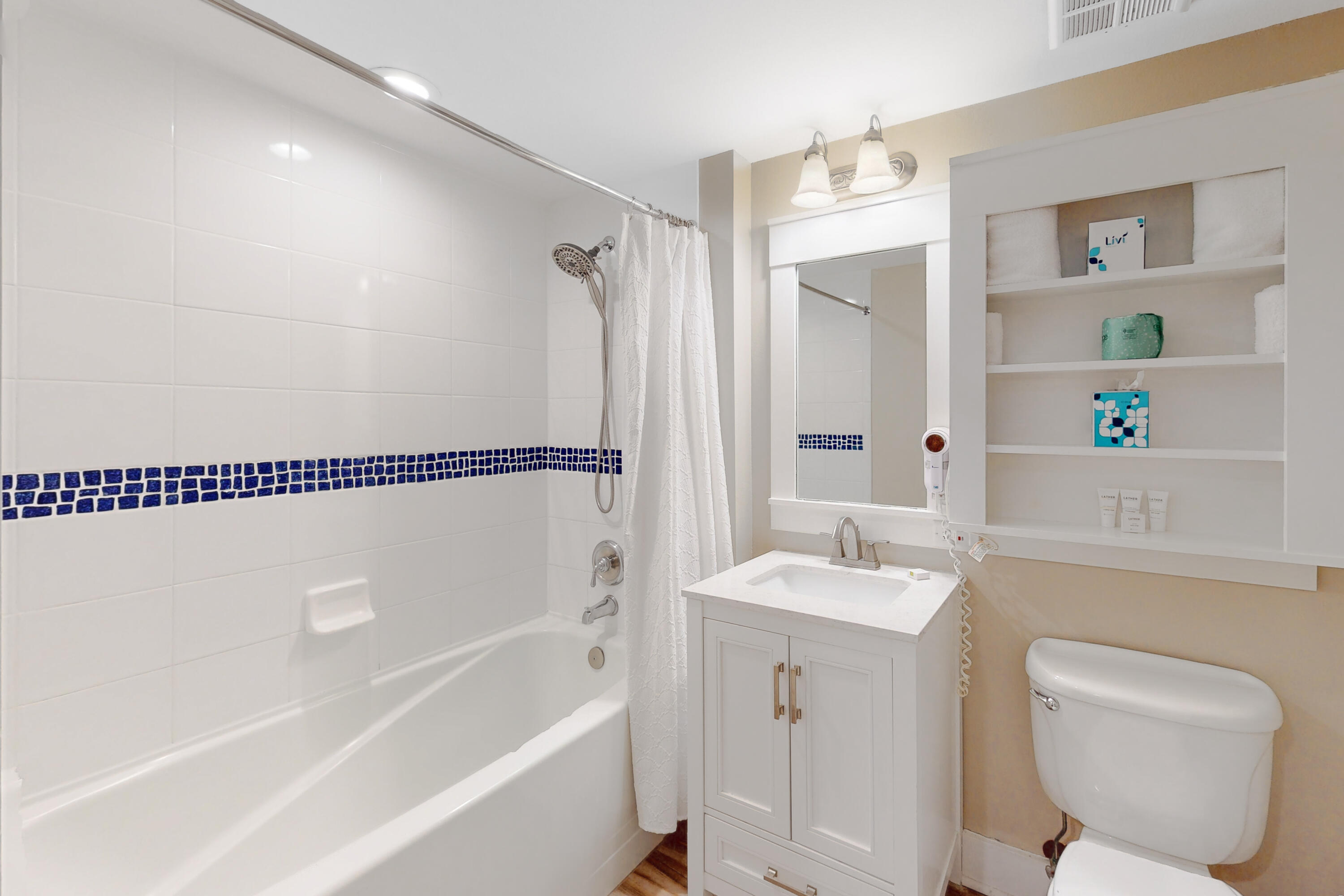 MARKET ST INN - Residential