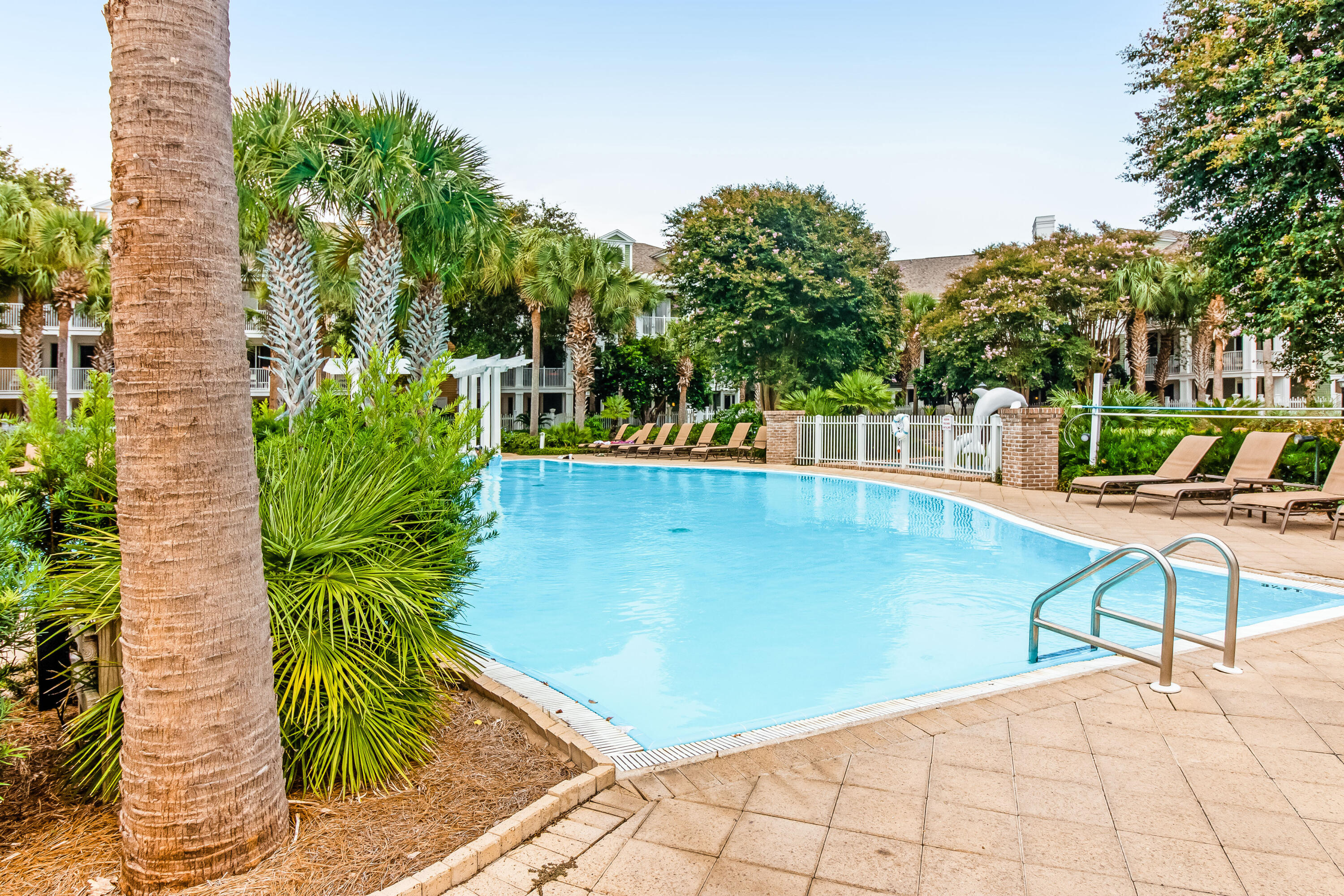 MARKET ST INN - Residential