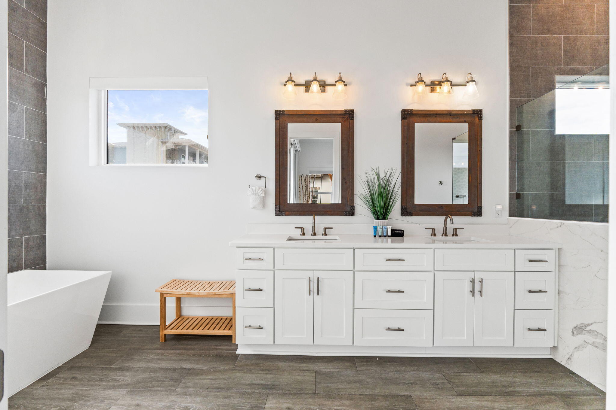 Penny Lane - Residential