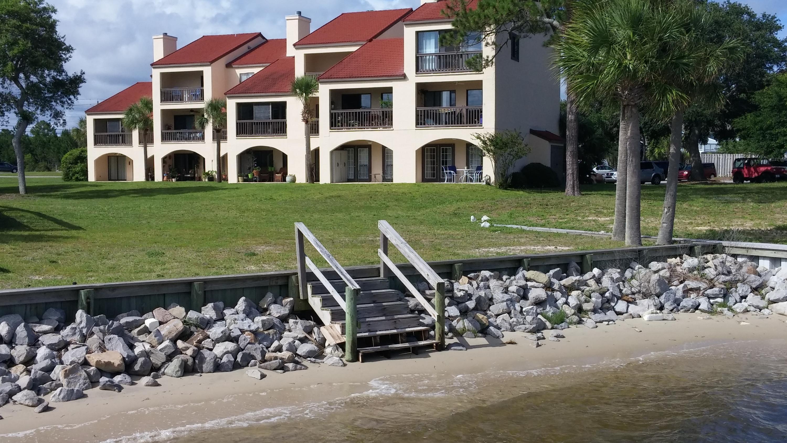 SAFE HARBOUR VILLAGE CONDO - Residential