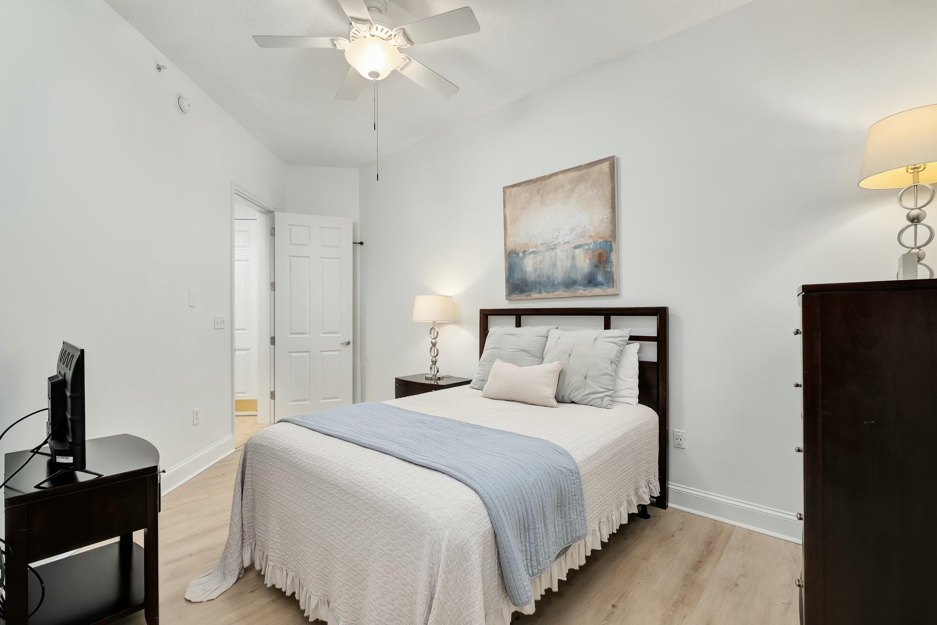 ALEXANDER AT PALM COURT - Residential