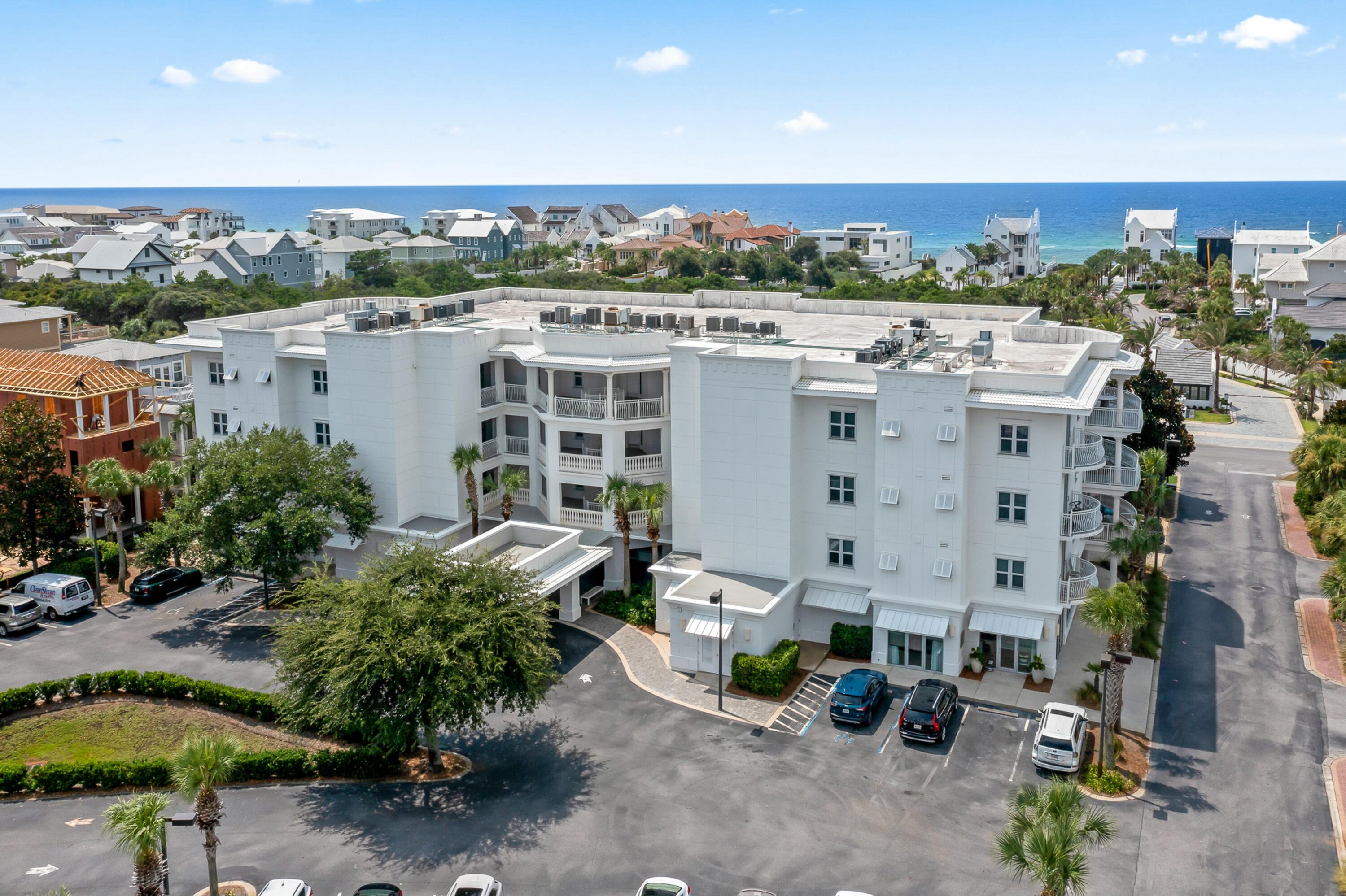 ALEXANDER AT PALM COURT - Residential