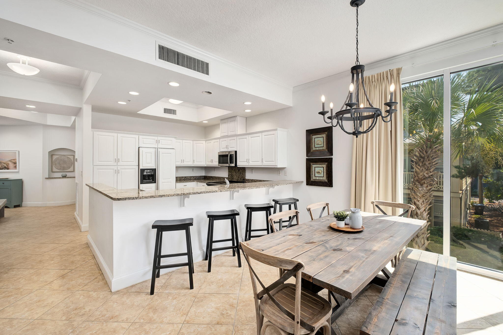 ALEXANDER AT PALM COURT - Residential