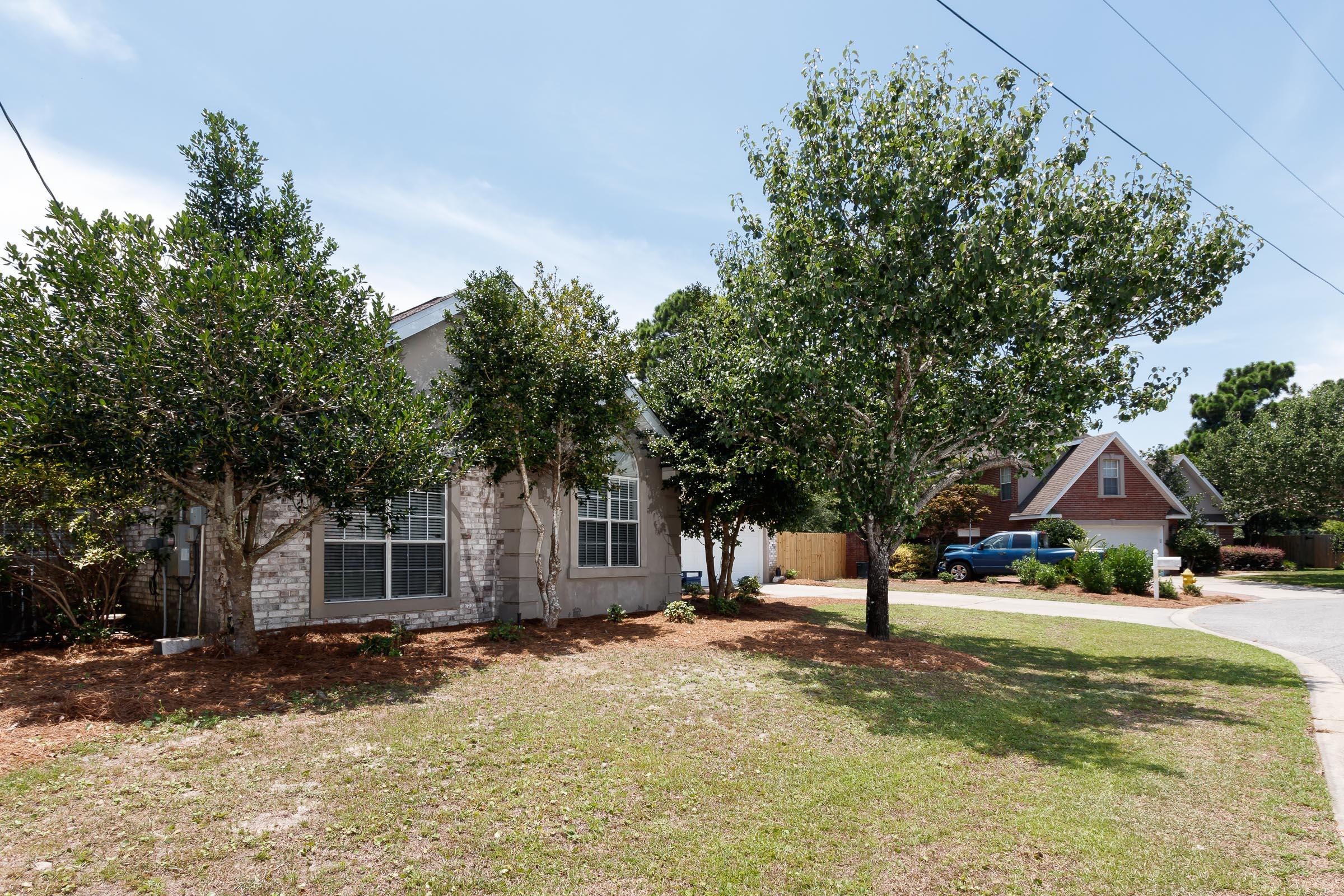 OLDE FLORIDA LAKES - Residential