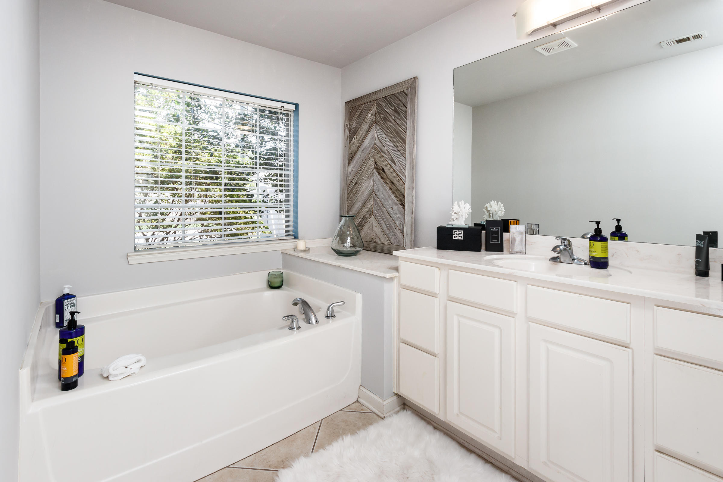 OLDE FLORIDA LAKES - Residential