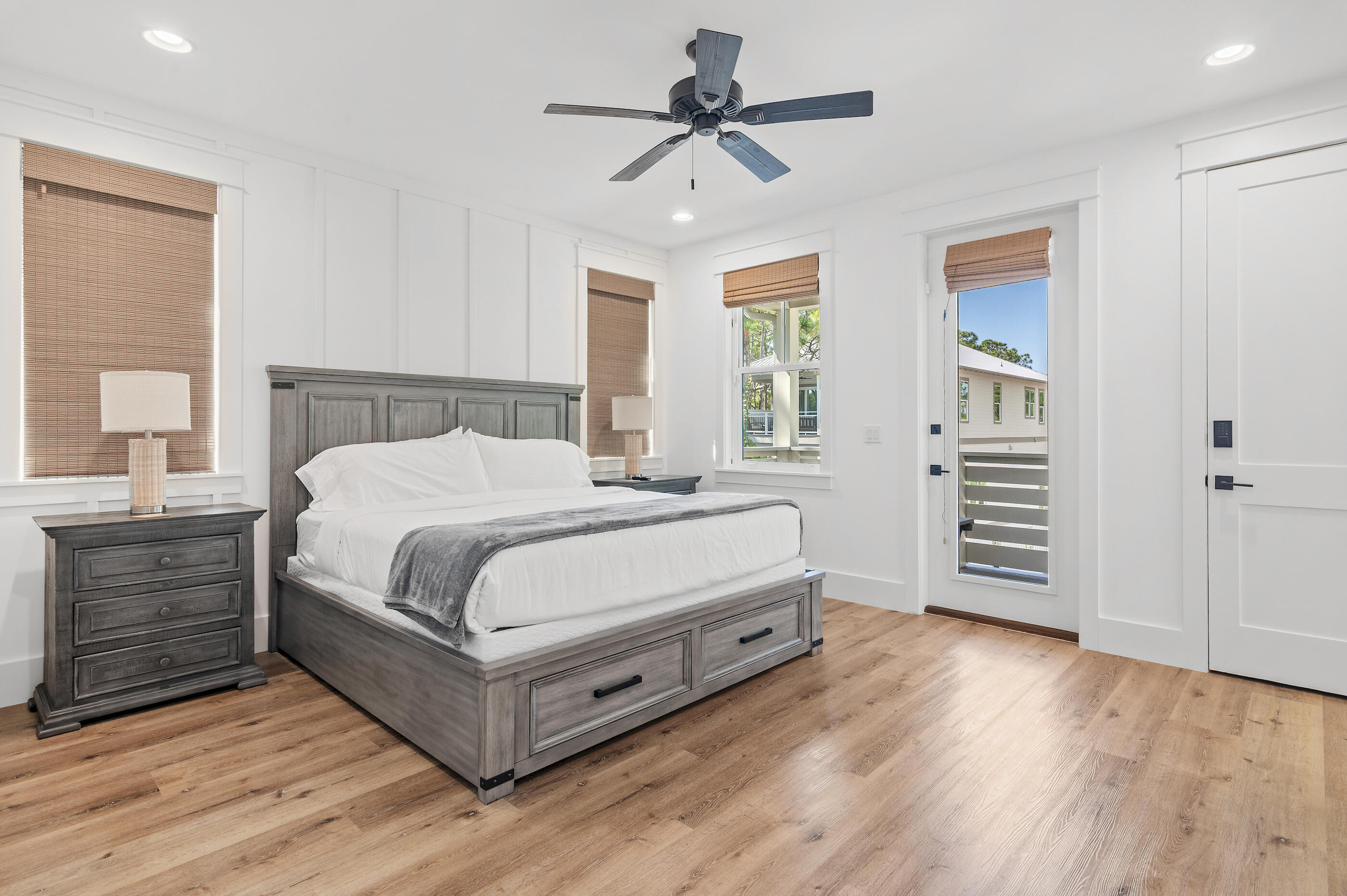 GULF SHORE MANOR - Residential
