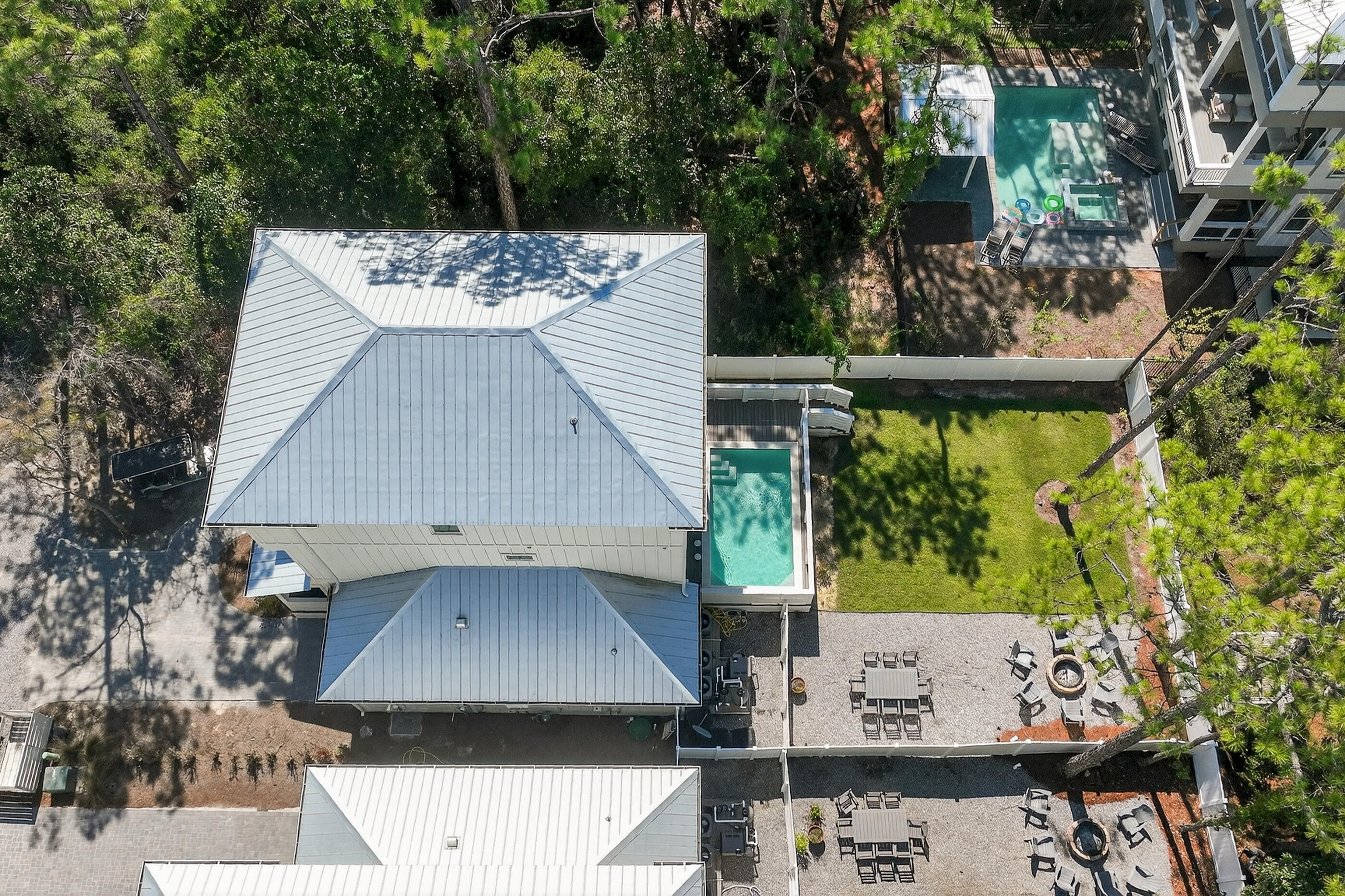 GULF SHORE MANOR - Residential