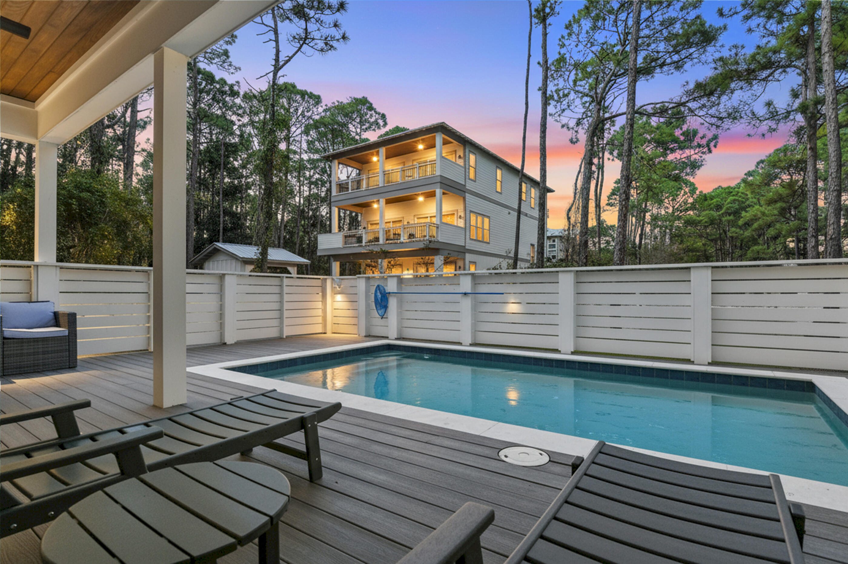 GULF SHORE MANOR - Residential