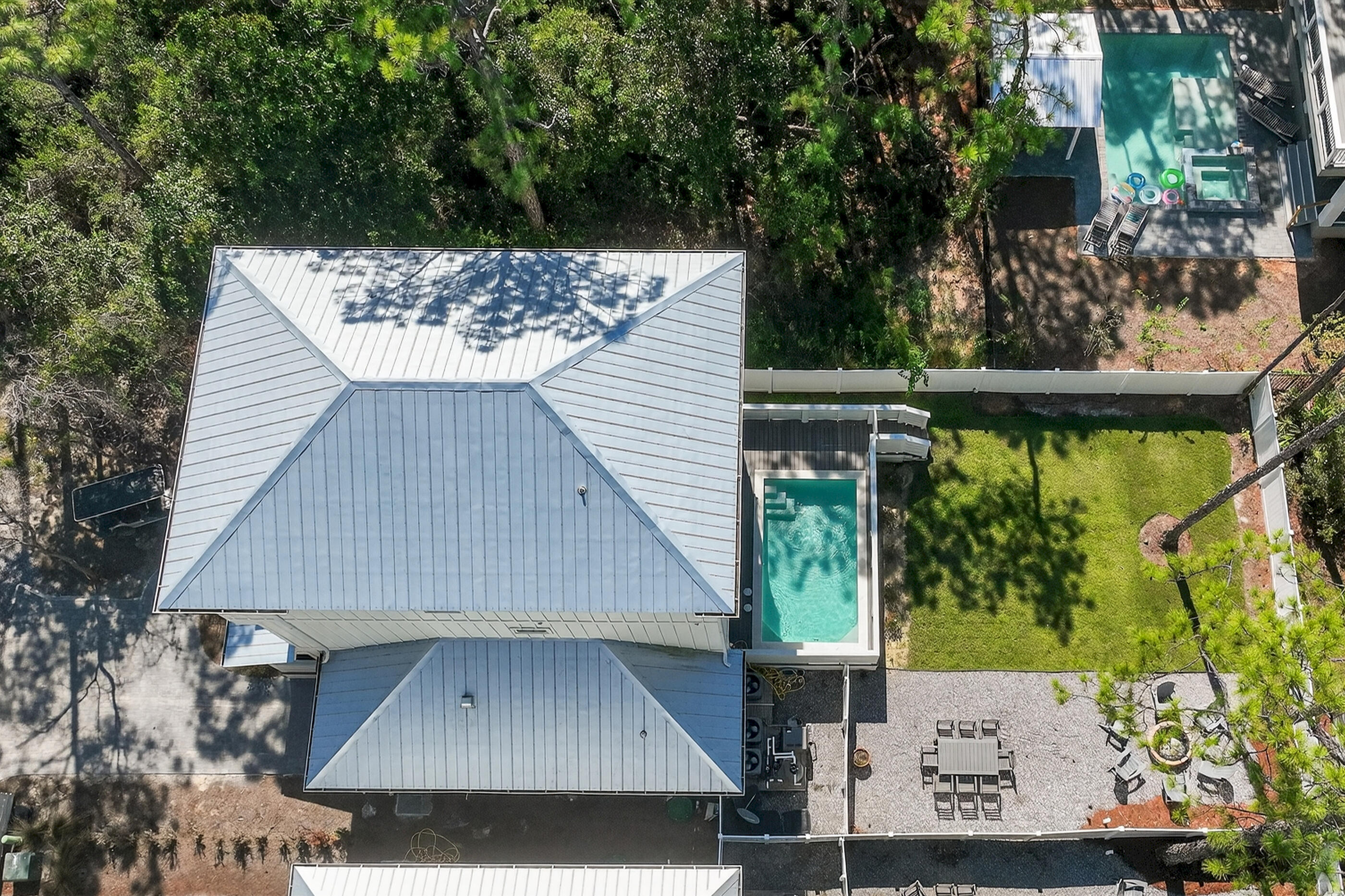 GULF SHORE MANOR - Residential