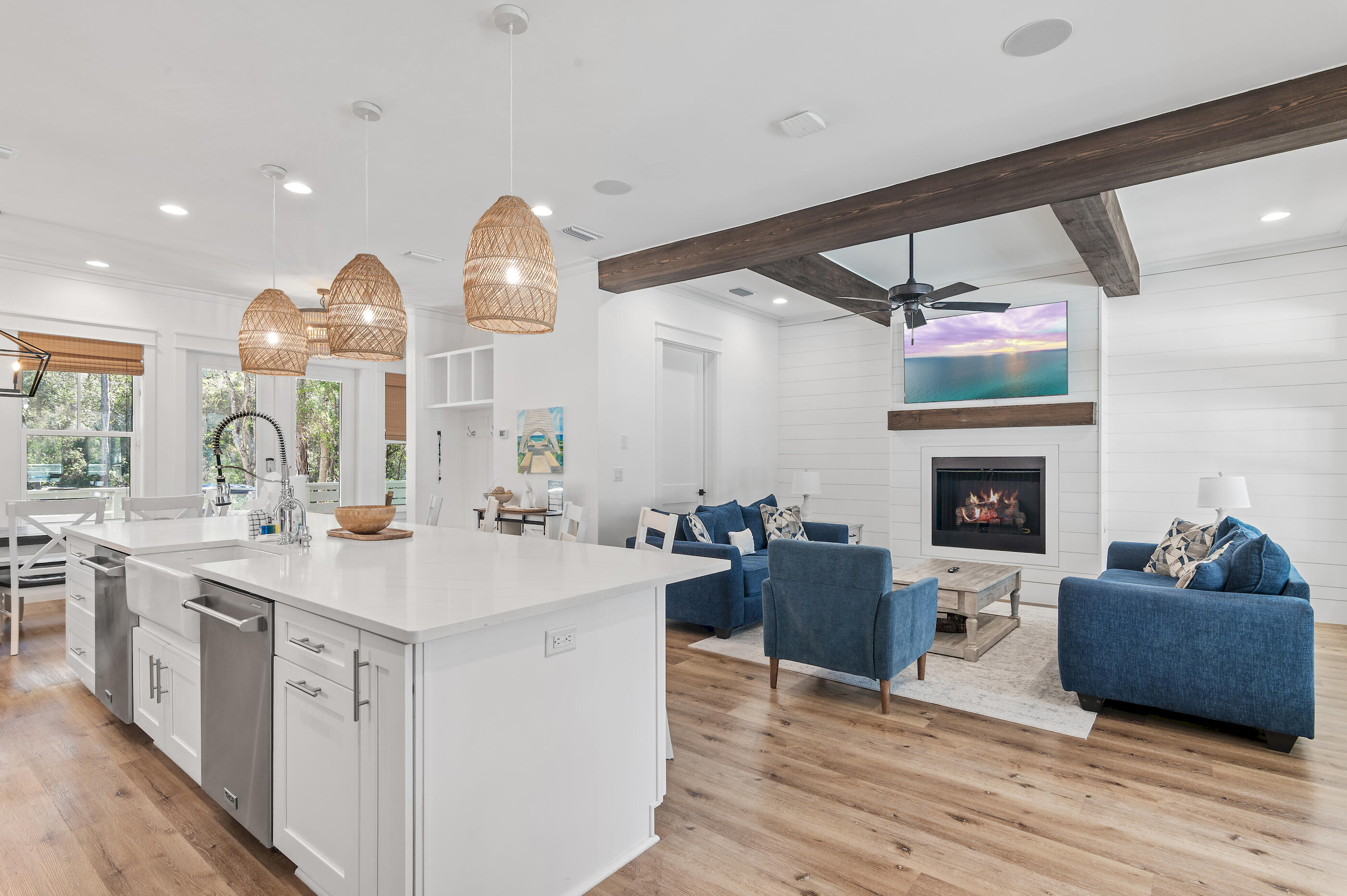 GULF SHORE MANOR - Residential