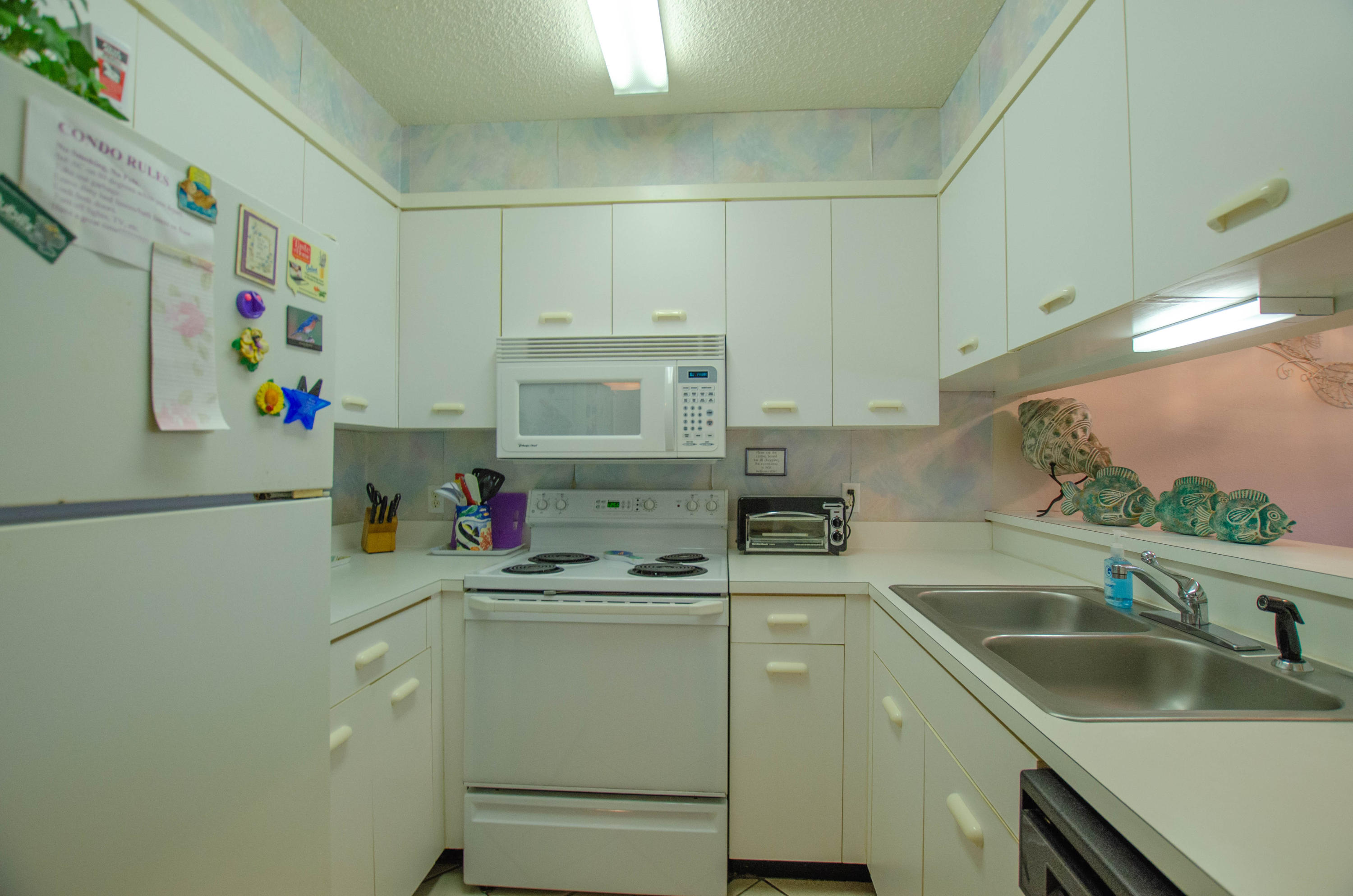 SANDPRINTS CONDO - Residential